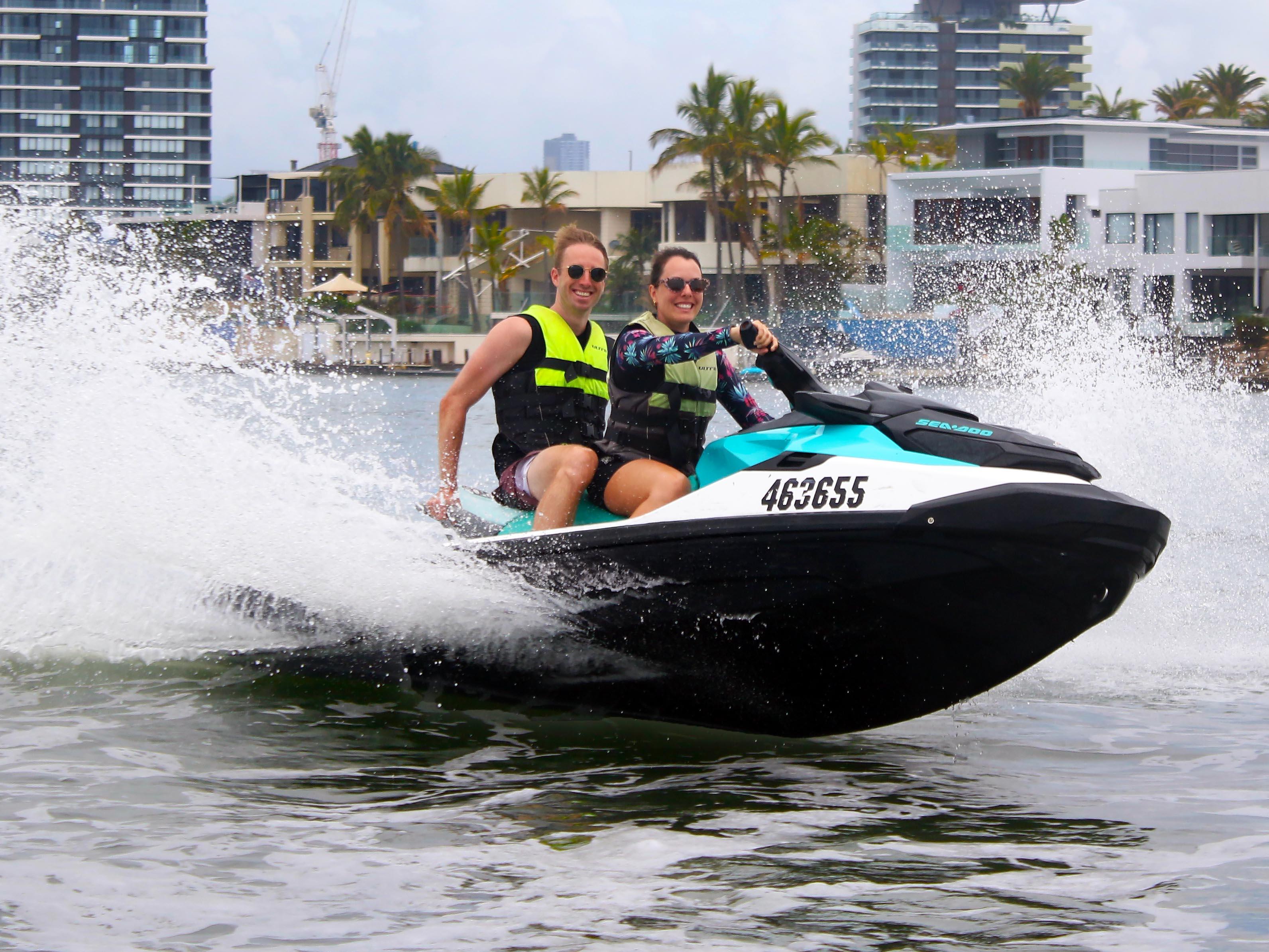 Surfers Paradise: 2 Hour Tropical Island Jet Ski Tour – Gold Coast, Australia