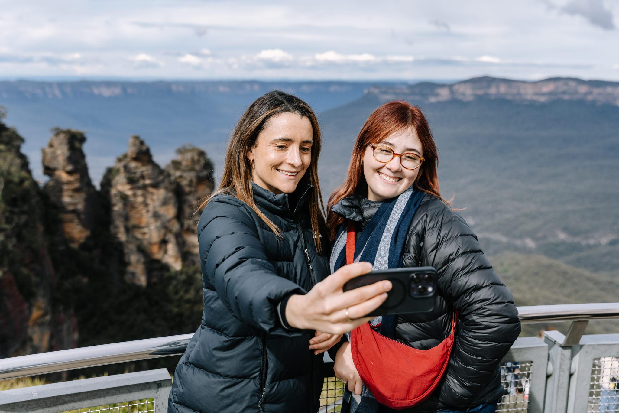 Sydney: Blue Mountains Tour with Wildlife Park & Waterfalls – Sydney, Australia