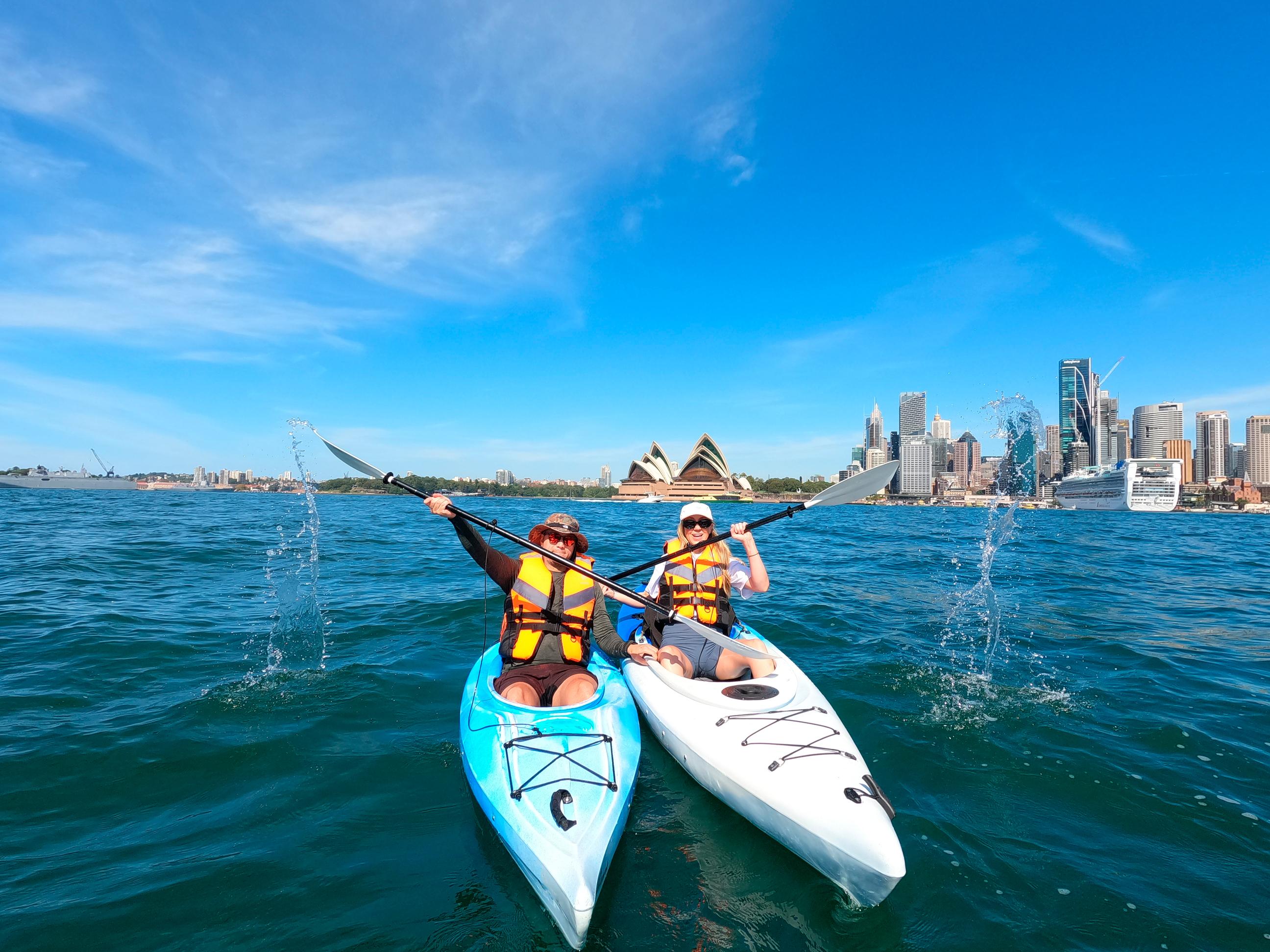Sydney: Opera & Harbour Bridge Small-Group Kayak Tour – Sydney, Australia