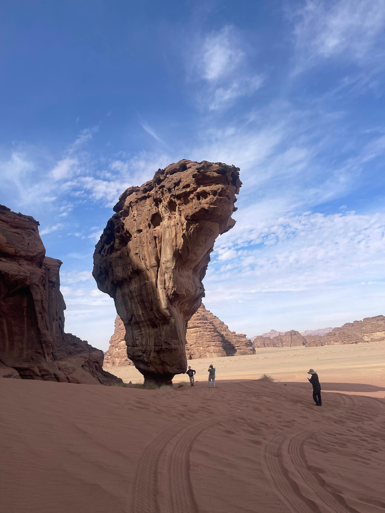 Tabuk: Hisma Valley & Bajdah Desert Day Trip with Lunch – Saudi Arabia