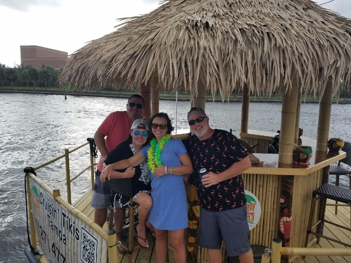 Tampa Bay: 3 Hour – Tampa Bar Hop Tiki Cruise – Tampa, Florida