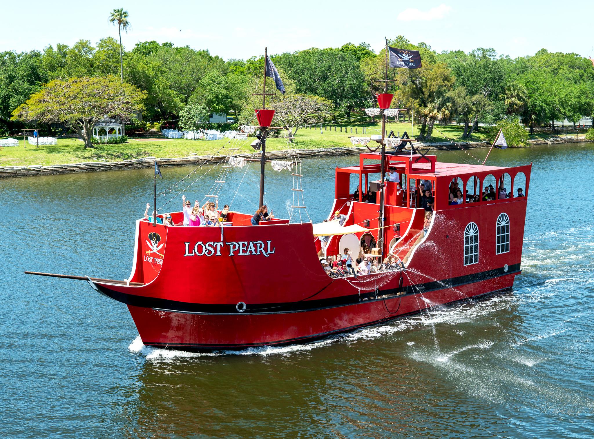 Tampa: Pirate Adventure Cruise with Open Bar – Tampa, Florida