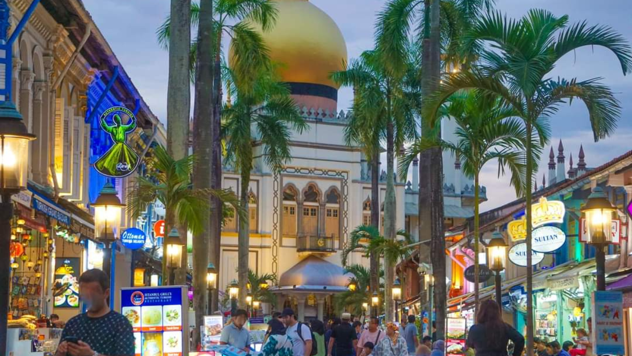 The BEST CHOICE 3-IN-1 Food Tour: 3 Culture Walking Trails – Singapore