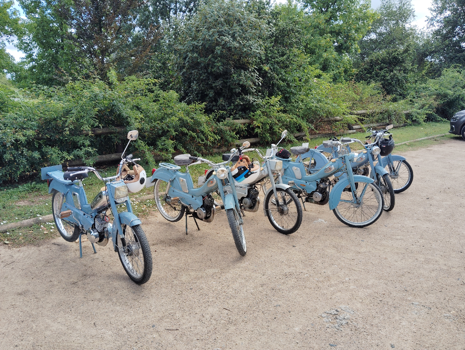 The Forez: moped ride to discover the region – Montrond-les-Bain, France