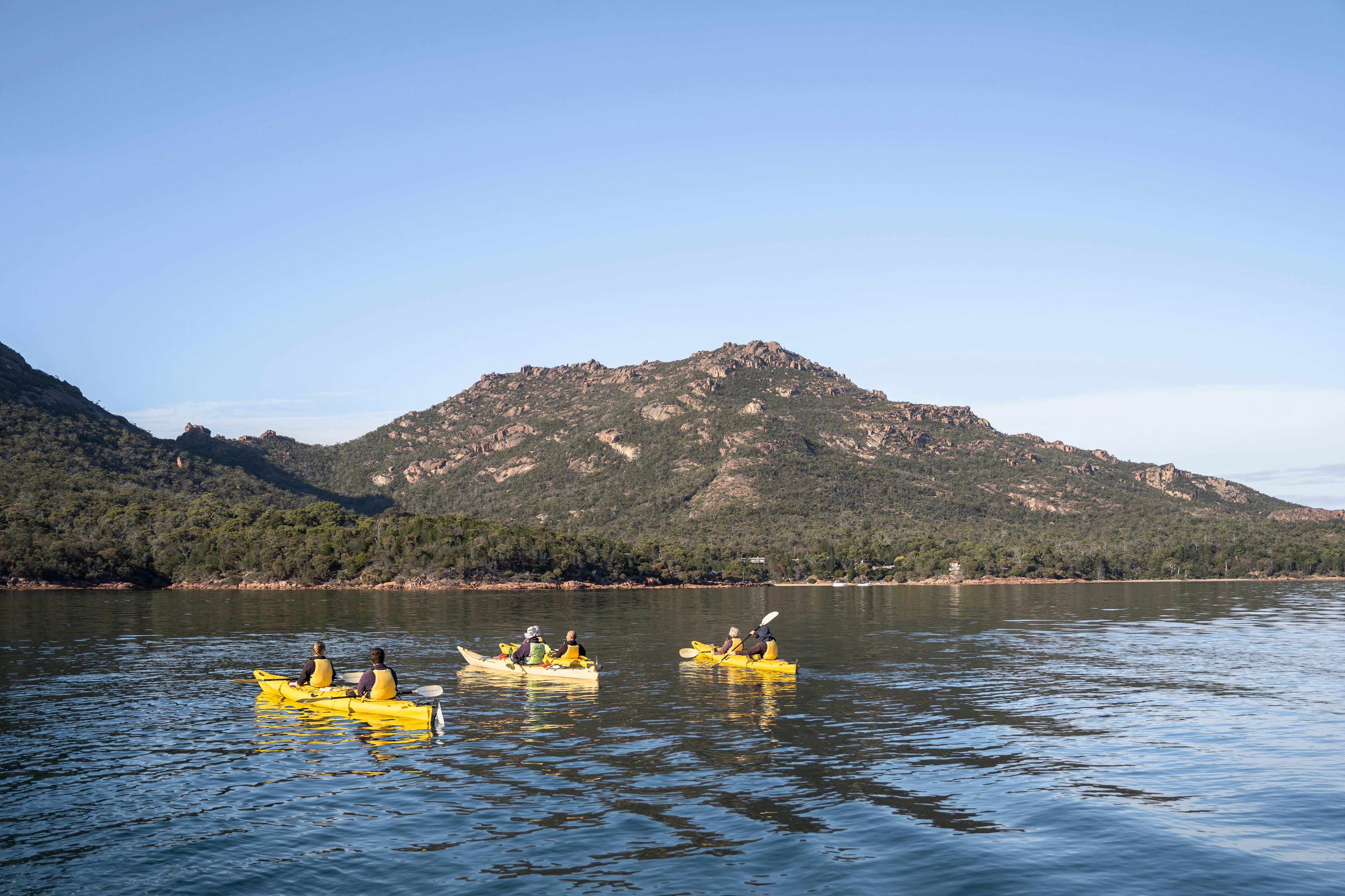 The Freycinet Paddle Kayak Tour – Freycinet National Park, Australia