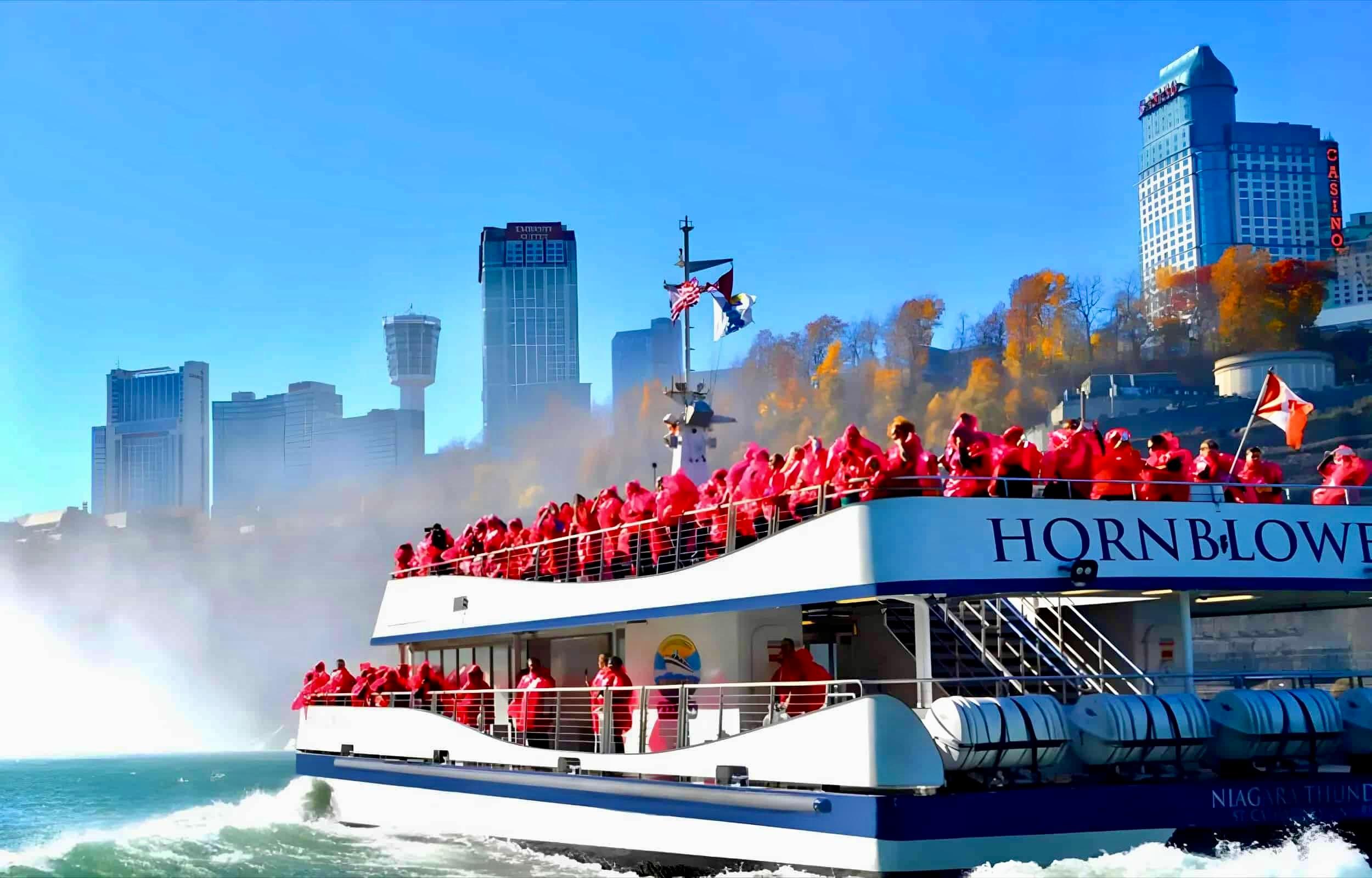 Toronto: Niagara Falls Day Tour + Boat & Behind Falls Entry – Niagara Falls, Canada