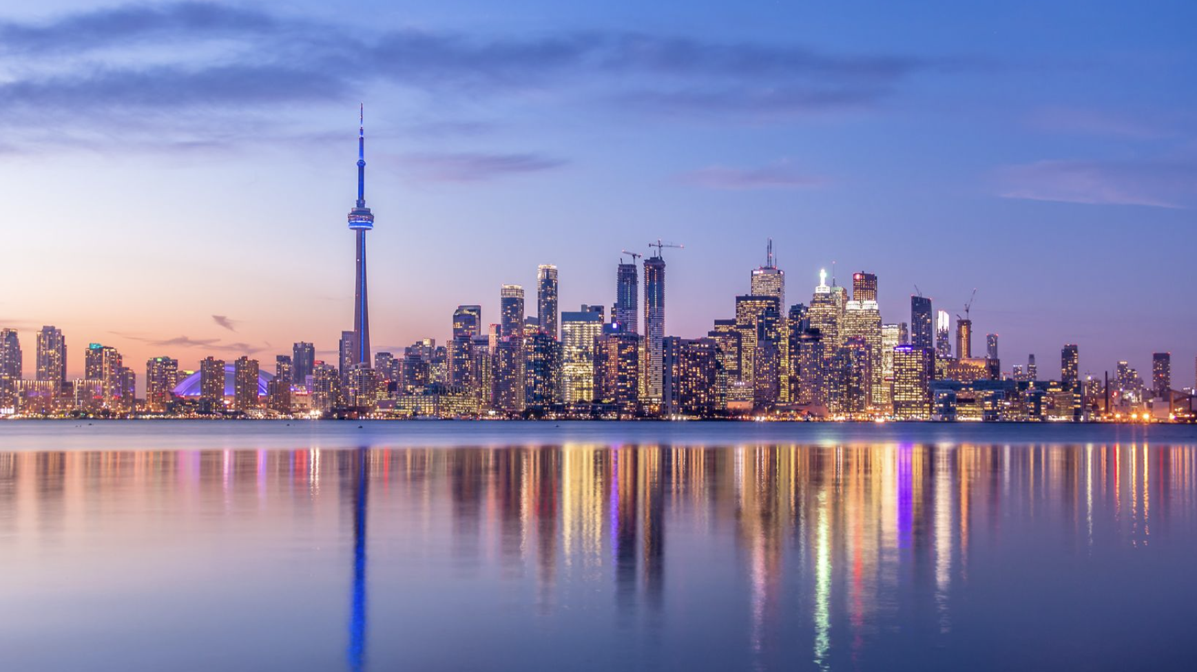 Toronto: Small Group Night Tour with Harbour Boat Cruise – Toronto, Canada