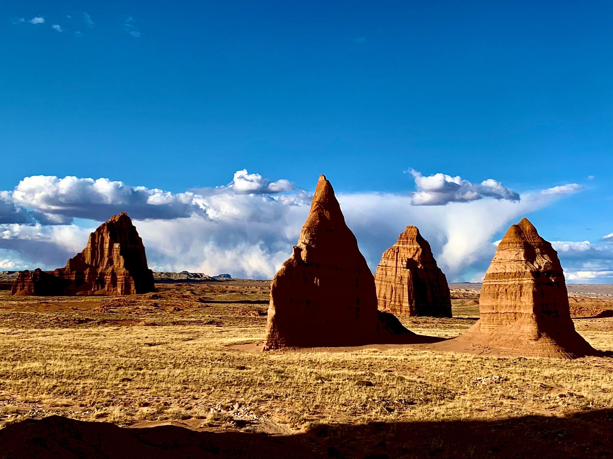 Torrey: Capitol Reef National Park Temples of the Sun & Moon – Temple of the Sun, Utah