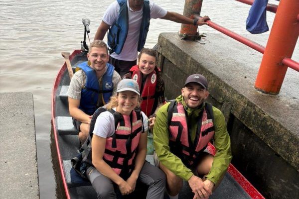 Tortuguero:Canals Canoe in electric motor and Night Hike – Tortuguero National Park, Costa Rica