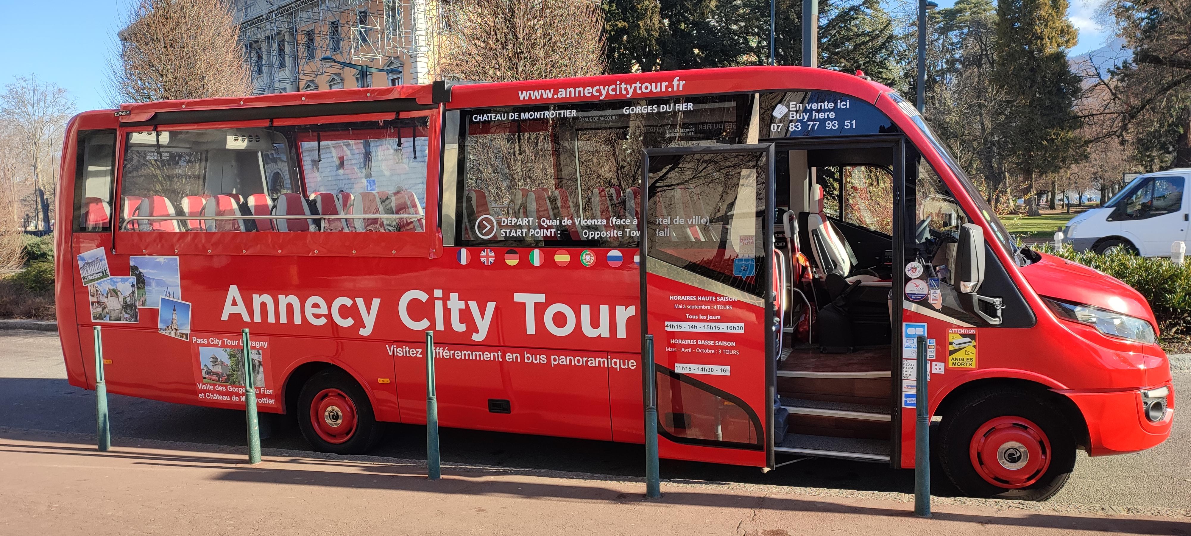 Tour of Annecy by convertible bus – Annecy, France