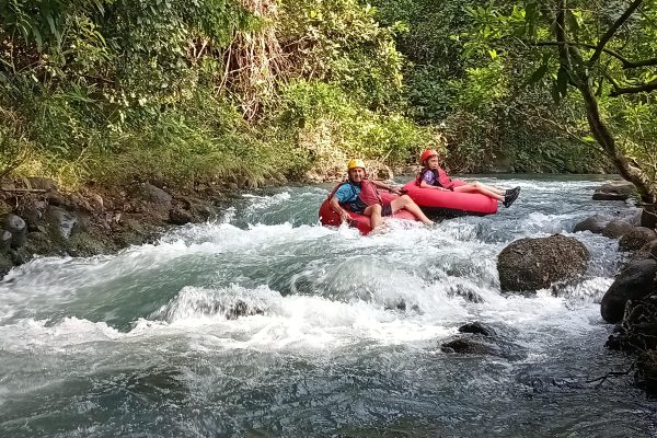 Tubing Tour Rio Celeste – Tenorio Volcano National Park, Costa Rica