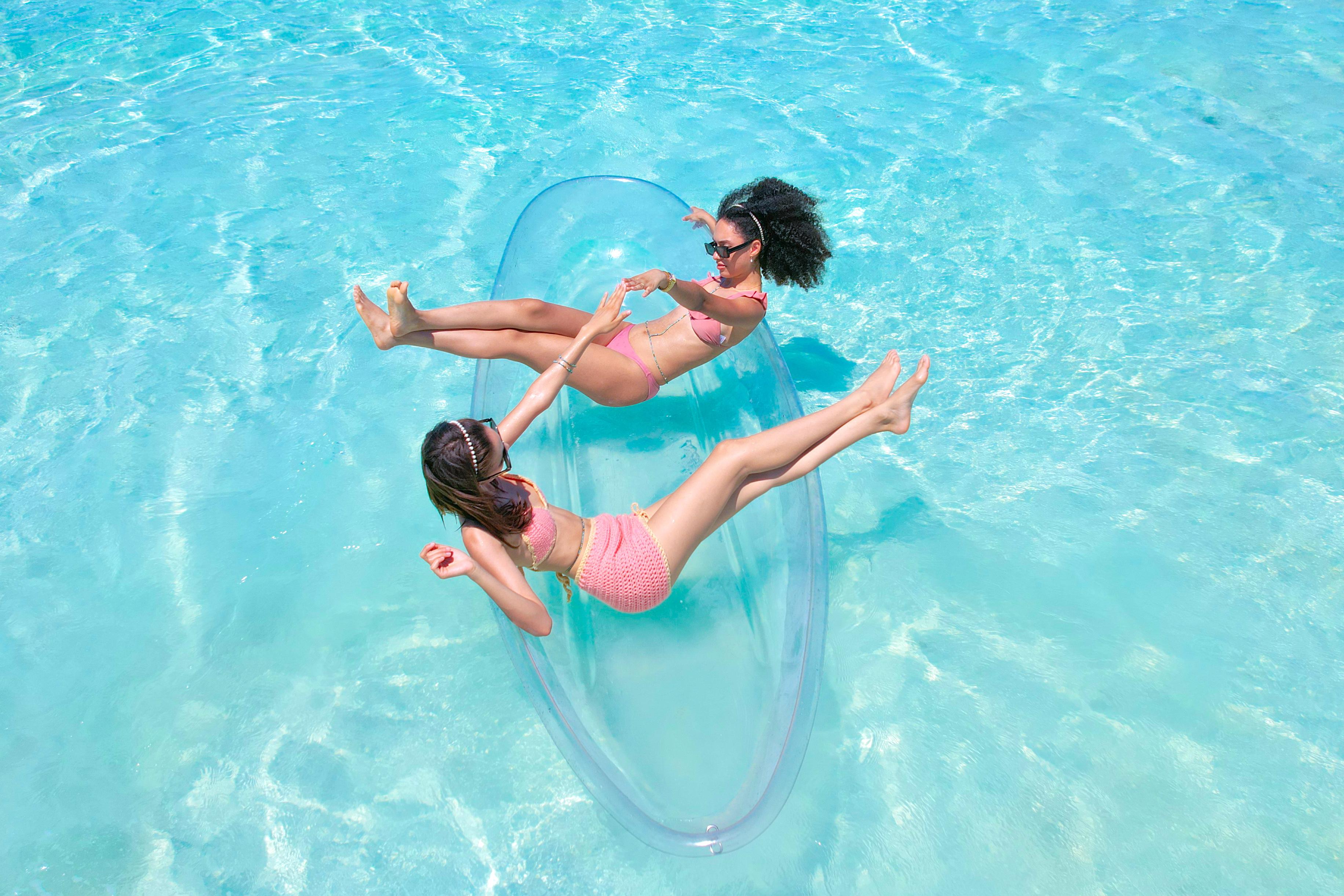 Turks and Caicos: Couples Clear Kayak Drone Photoshoot – Turks and Caicos