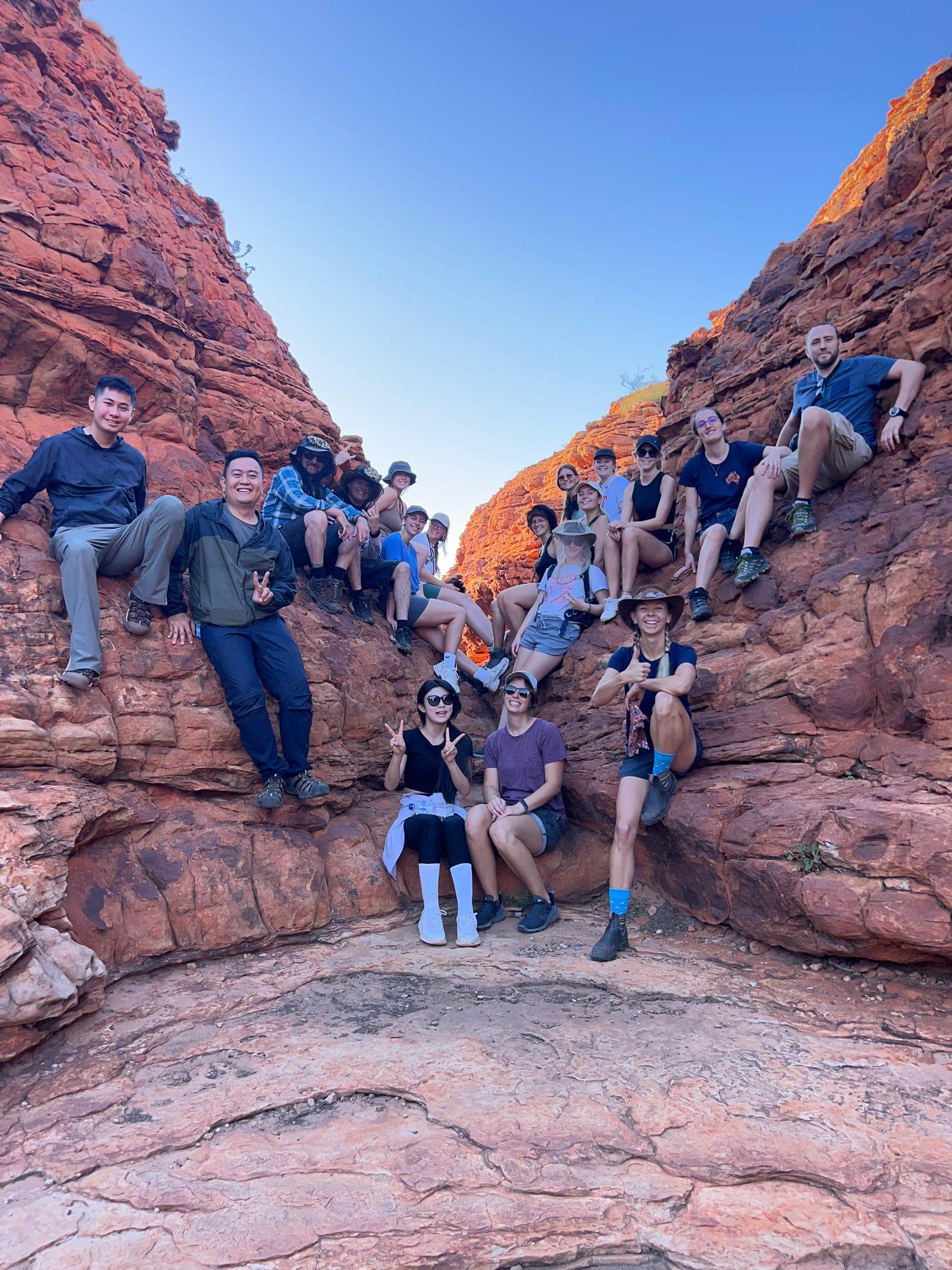 Uluru: 4-Day Rock to Rock Adventure Tour – Petermann, Australia