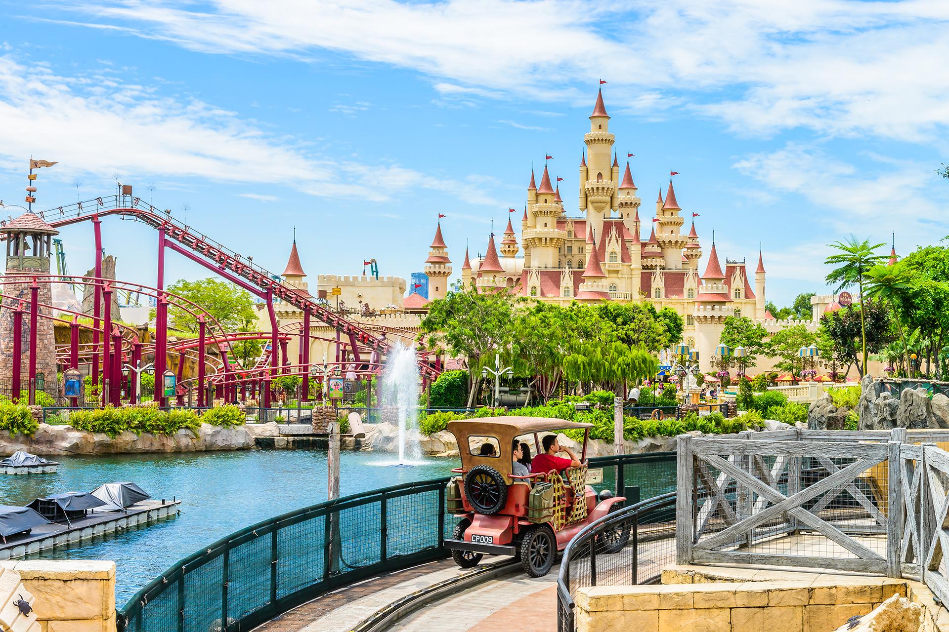 Universal Studios Singapore with Transfer & Meal Coupon – Singapore