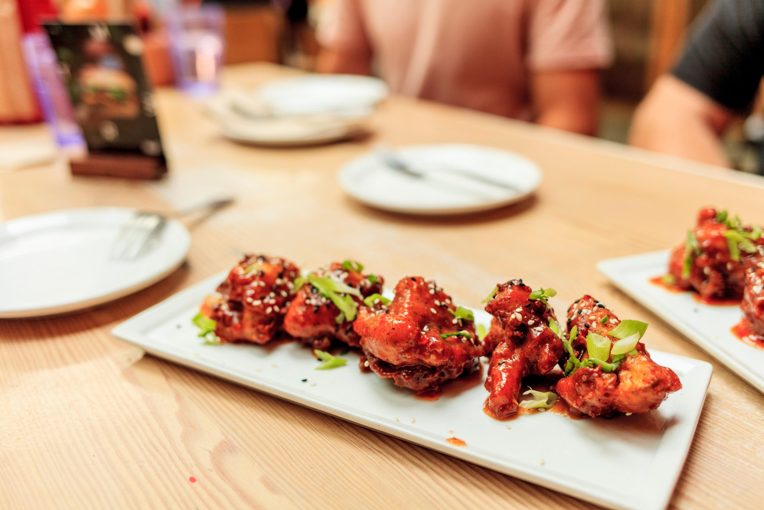 Vancouver: 6 Tastings Food Tour with Sushi, Poutine & More – Vancouver, Canada