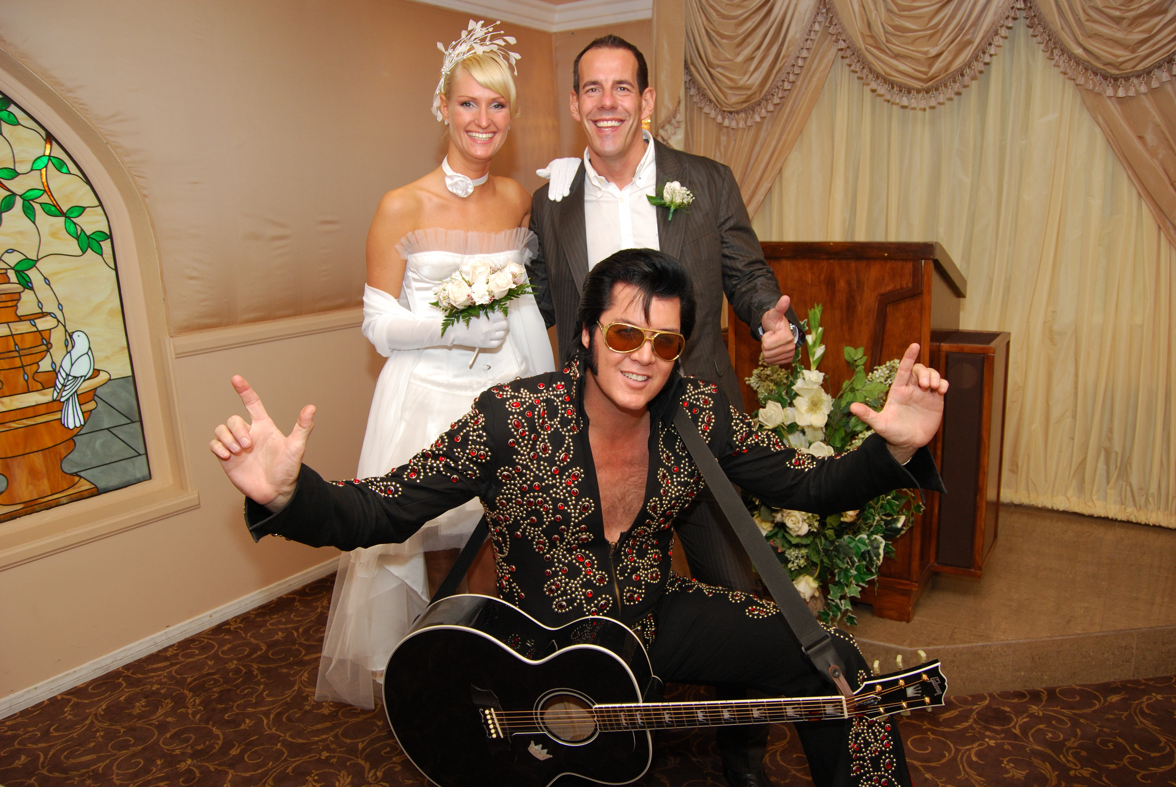 Vegas: Elvis-Themed Graceland Chapel Wedding or Vow Renewal – Las Vegas, Nevada