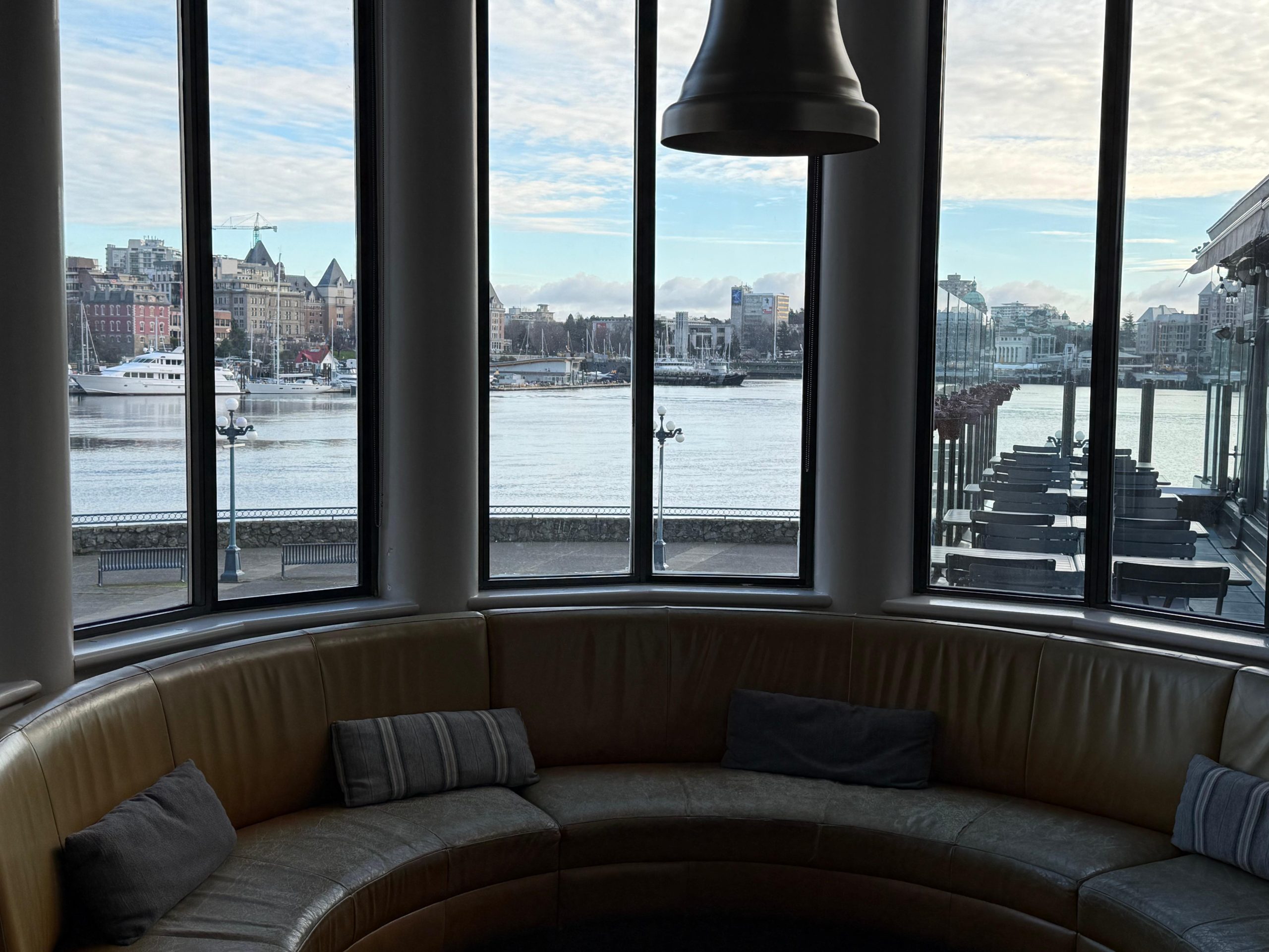 Victoria: Vistas and Views Food Tour with 3-Course Meal – Victoria, Canada