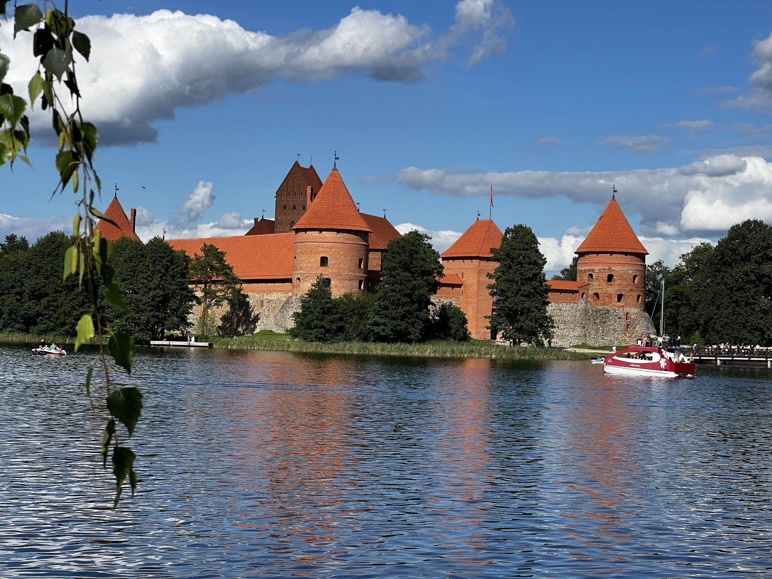 Vilnius: Trakai, Uzutrakis Manor, Hill of Angels, Boat Ride – Lithuania