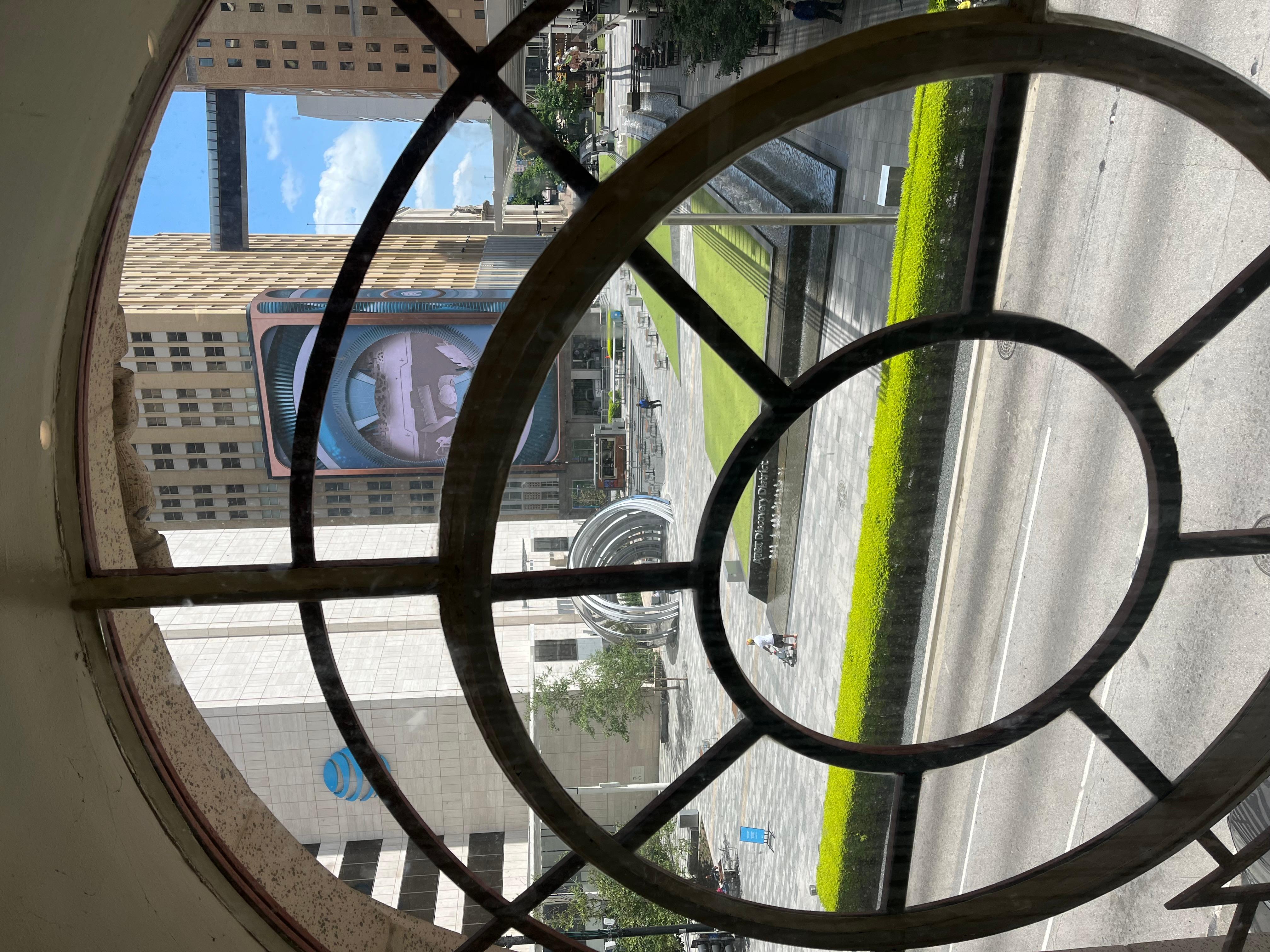 Walking tour, Historic Downtown Dallas at night; Stories and legends – Dallas, Texas