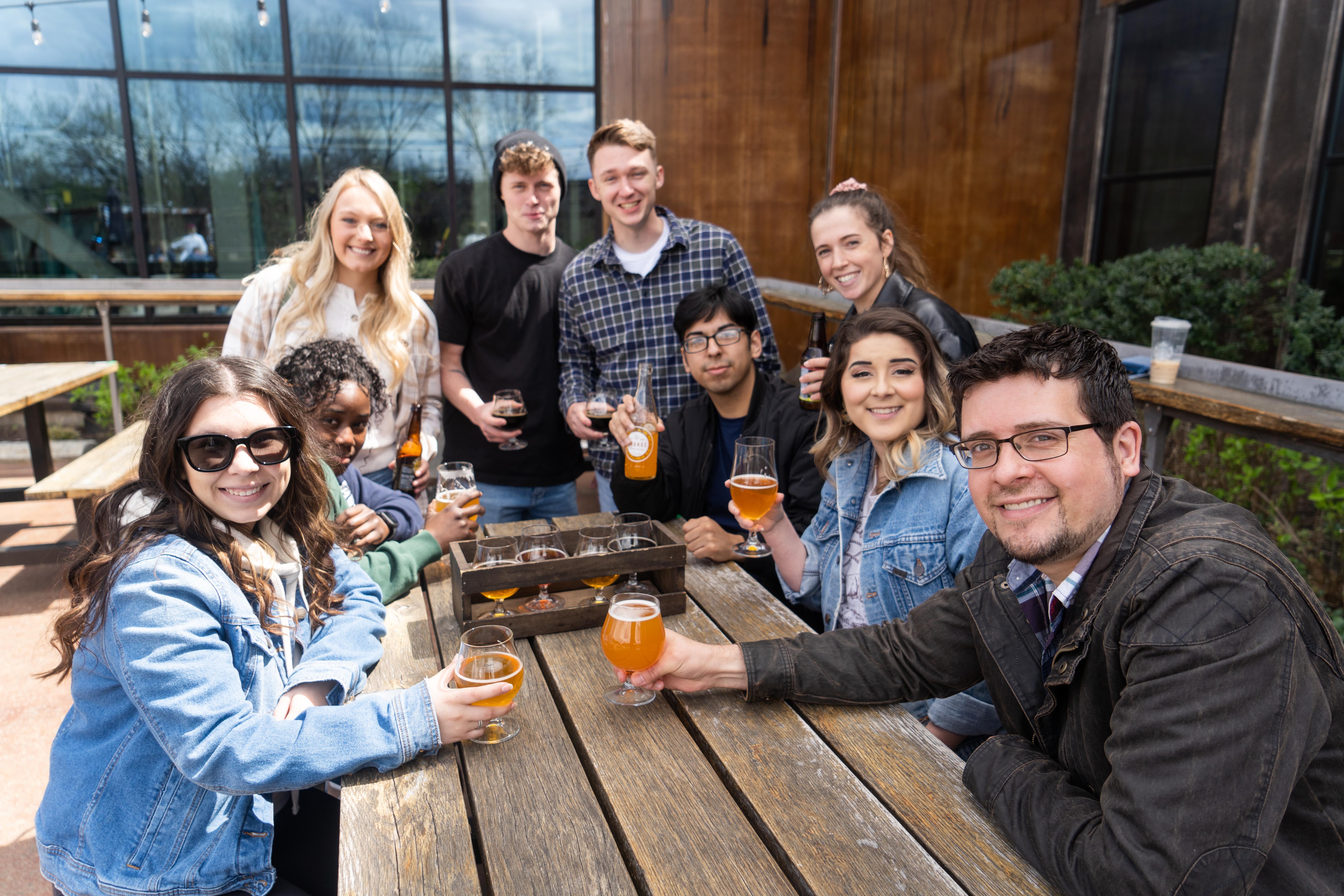 Washington DC: Ghosts Boos and Booze Haunted Pub Crawl – Washington DC