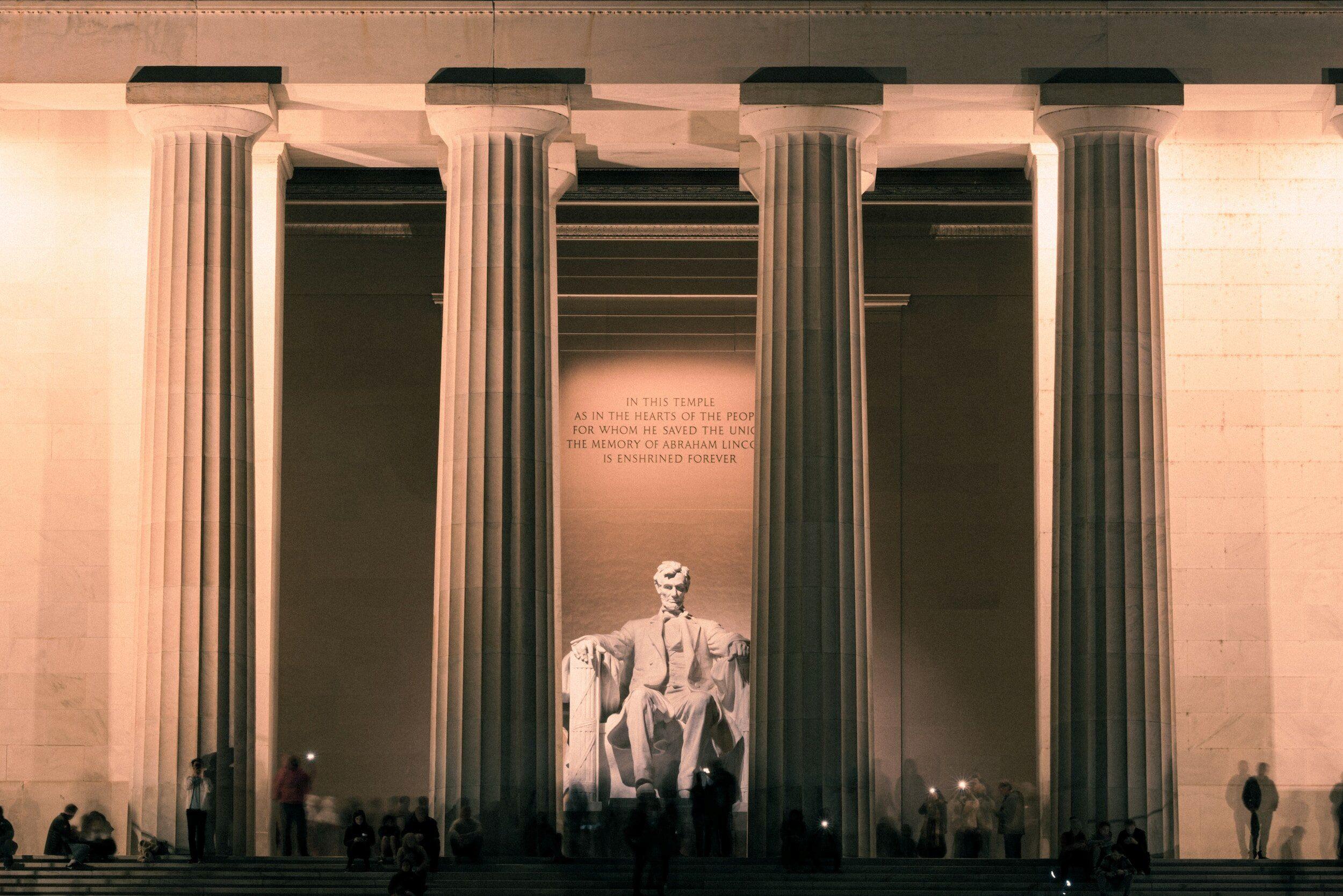 Washington DC: Night Tour of the City’s Iconic Landmarks – Washington DC