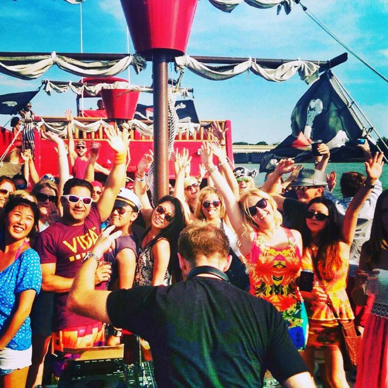 Washington DC: Pirate Ship Cruise with Open Bar – Washington, Washington DC