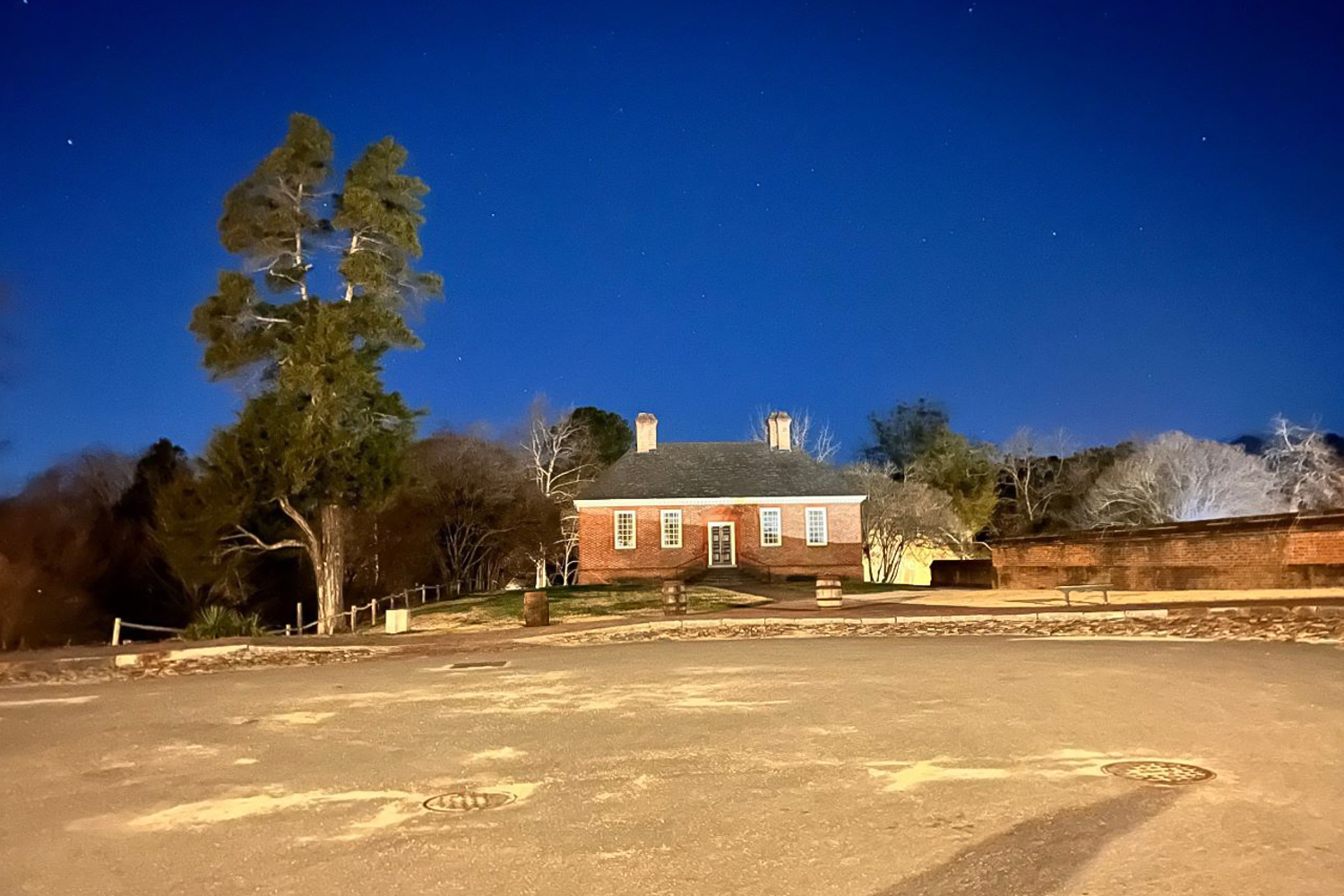 Williamsburg: Dark History Conspiracy Tour – Williamsburg, Virginia