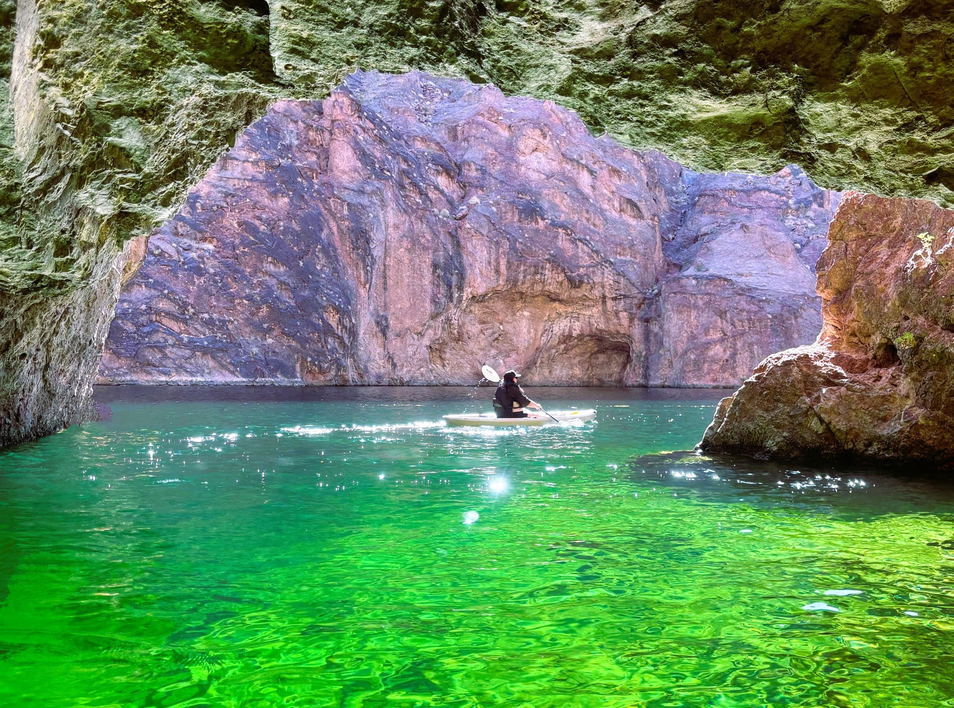 Willow Beach: Emerald Cave Kayak Tour – 3 Caves, Half Day – Emerald Cave, Arizona