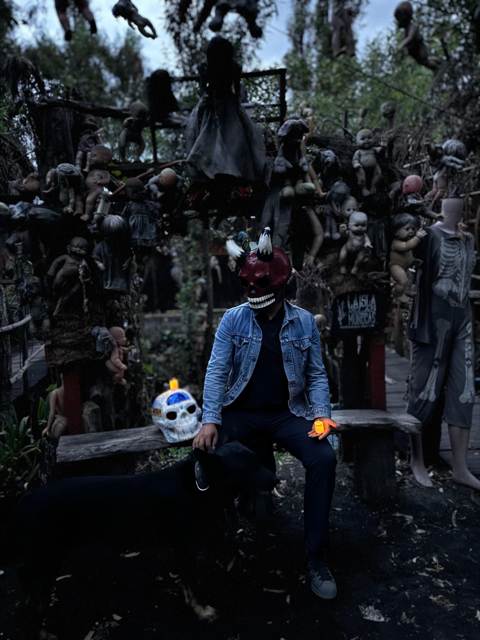 Xochimilco: Isla de las Muñecas Games and Drinks Tour – Mexico City, Mexico