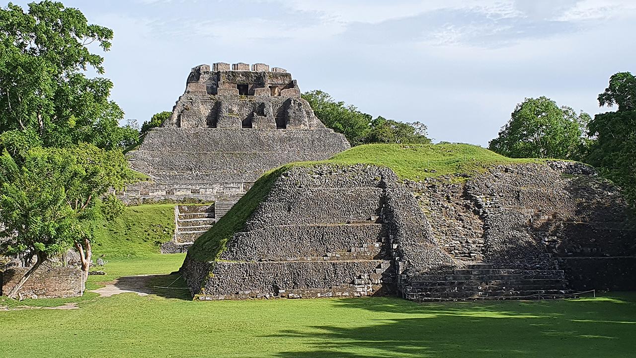 Xunantunich Archaeological Site & Barton Creek Cave COMBO – Xunantunich Mayan Ruins, Belize