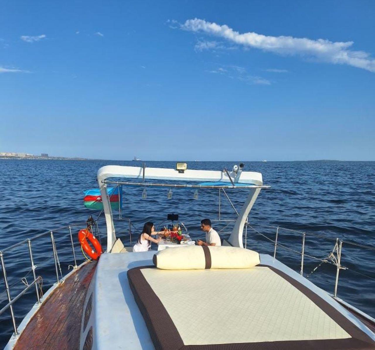 Yacht Tour Baku with Wine Tasting – Azerbaijan