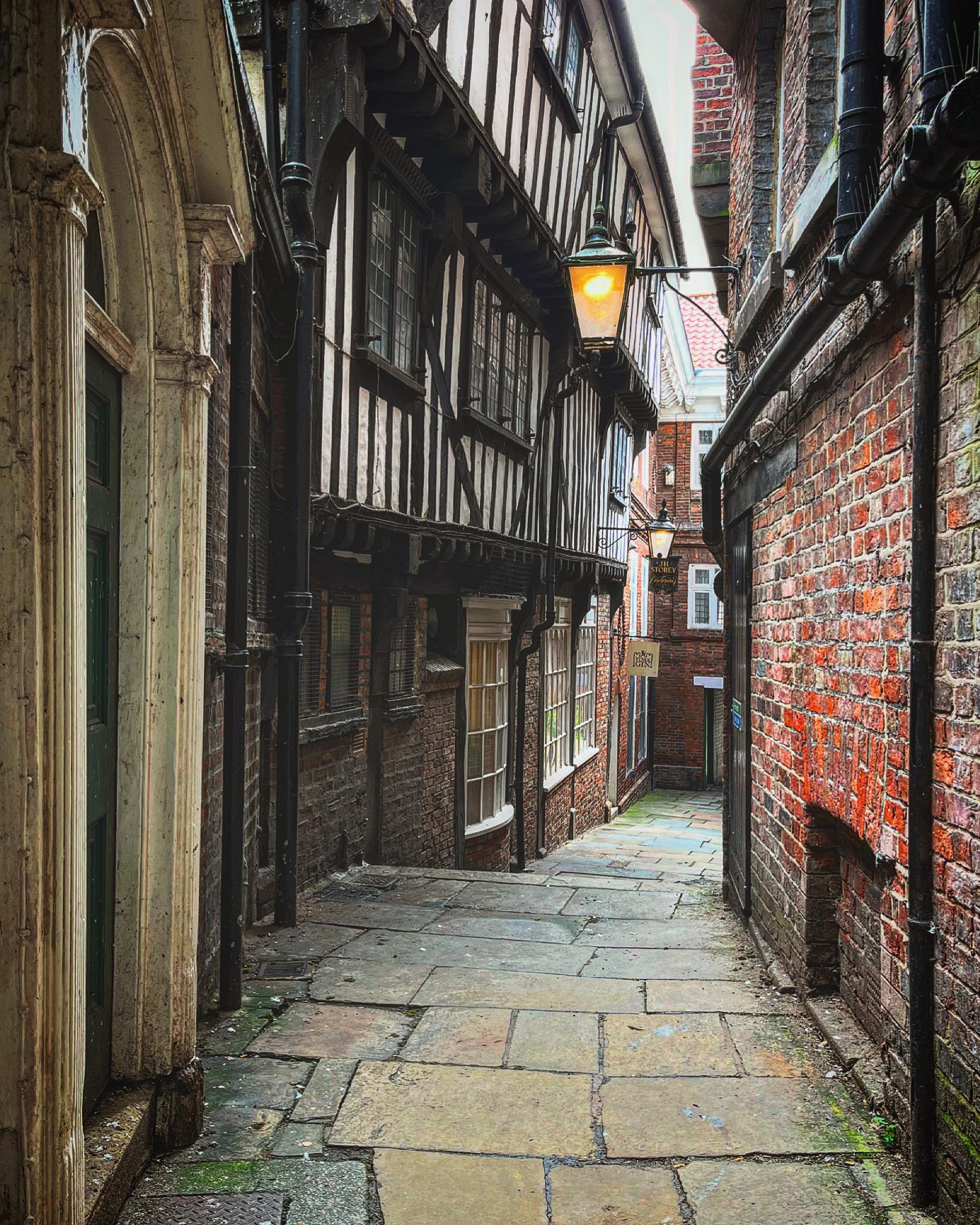 York’s Snickelways Story Walking Tour – York, United Kingdom