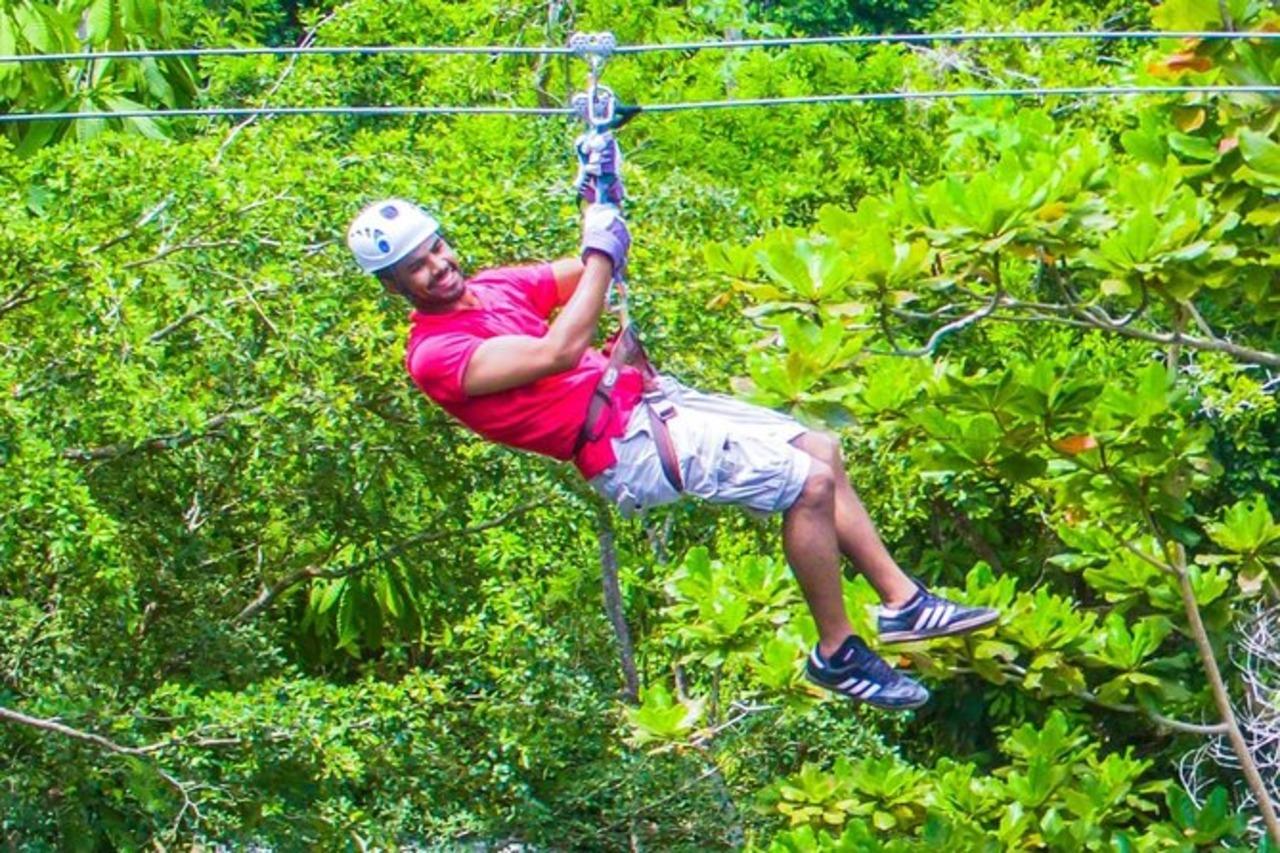 Zipline Over The dunns River Falls – Dunns River Falls & Park, Jamaica