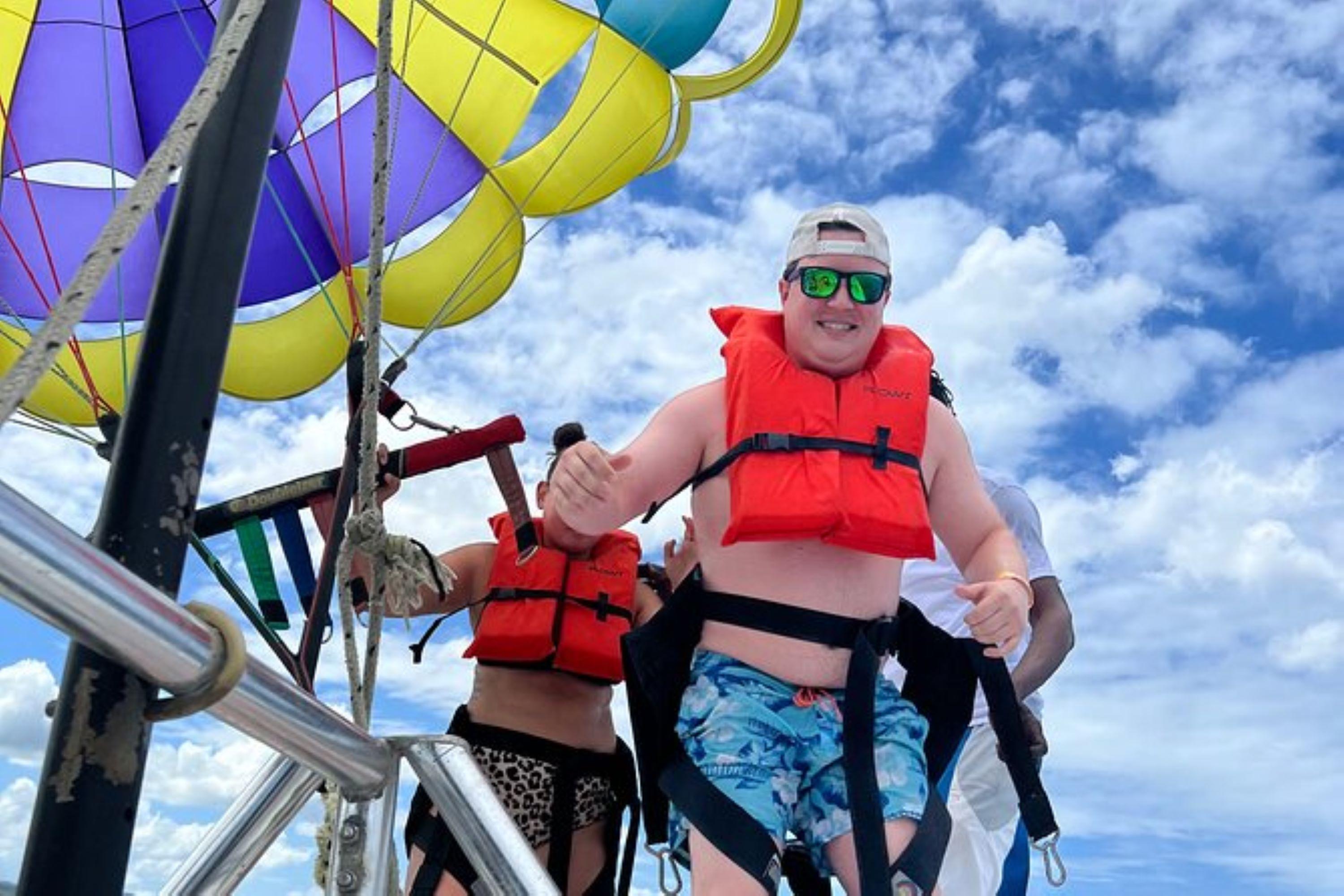 parasailing: experience in Montego Bay – Montego Bay, Jamaica