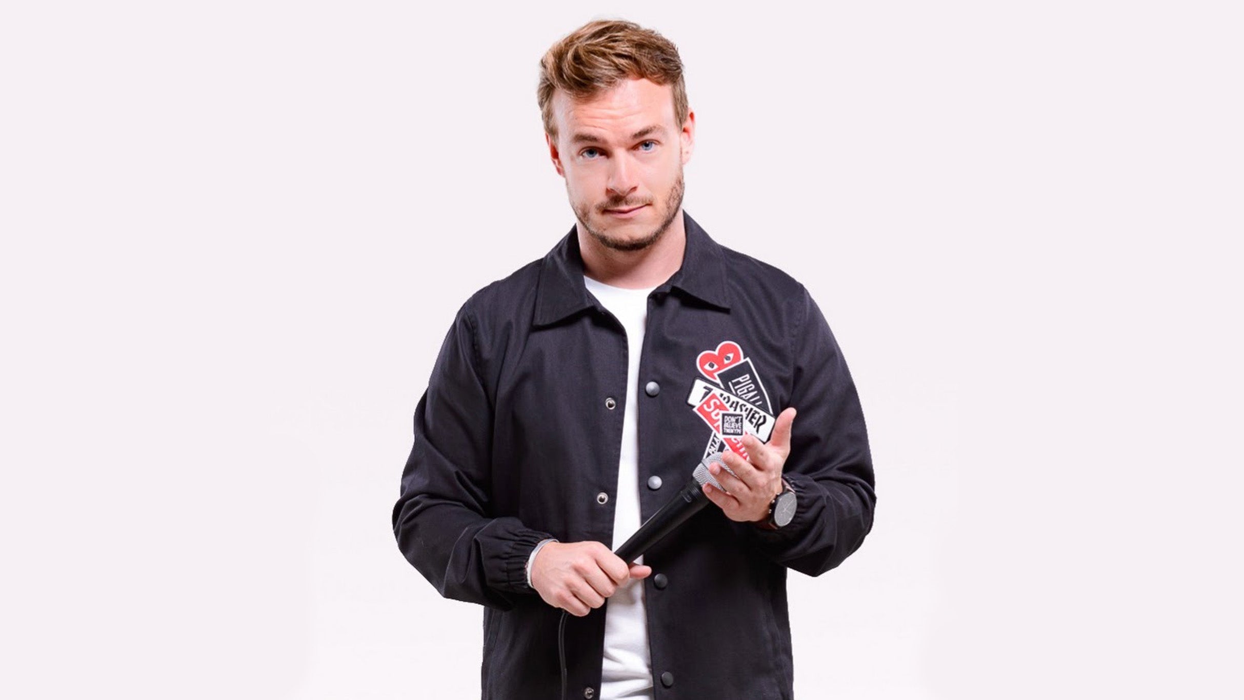 THOMAS ANGELVY at THEATRE MAC NAB – Vierzon, France