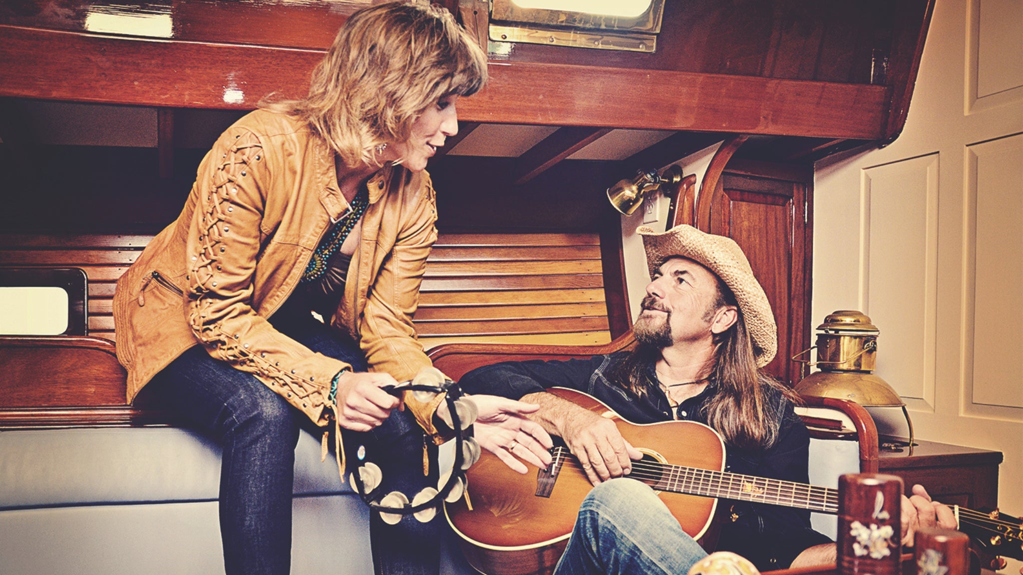 Mike & Amy Aiken – TALL TALES & TROUBADOURS at American Theatre – Hampton, VA