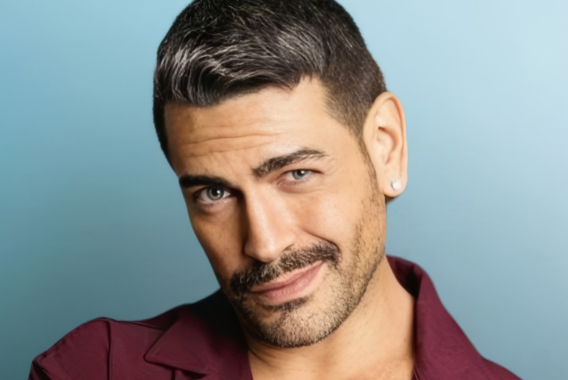 Sarper Güven at Milwaukee Improv (Main Room) – Brookfield, WI