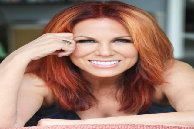 Victoria Shaw’s Under The Covers at Birdland Jazz Club – New York, NY