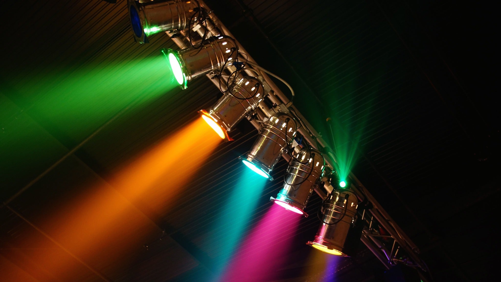 DELIVREZ NOUS DU MALE at DEFONCE DE RIRE – Clermont Ferrand, France