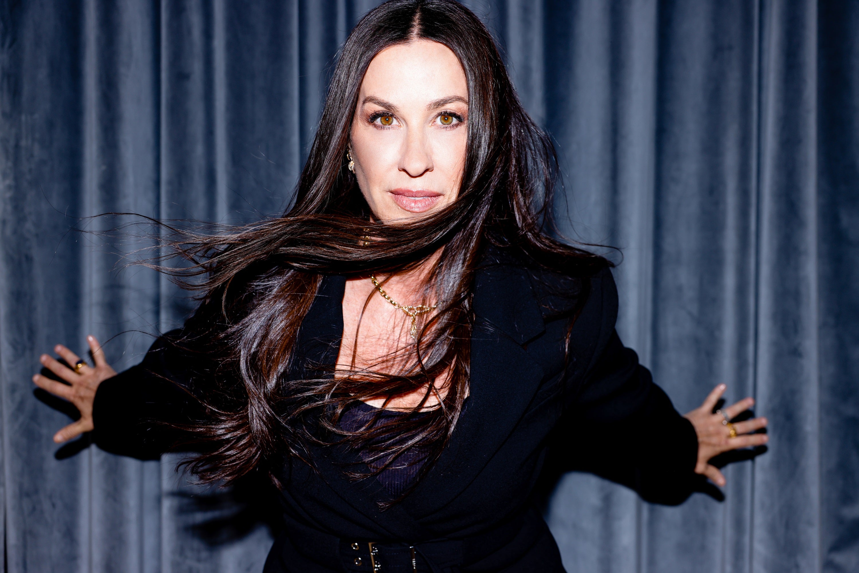 Alanis Morissette at Powderham Castle – Exeter, United Kingdom