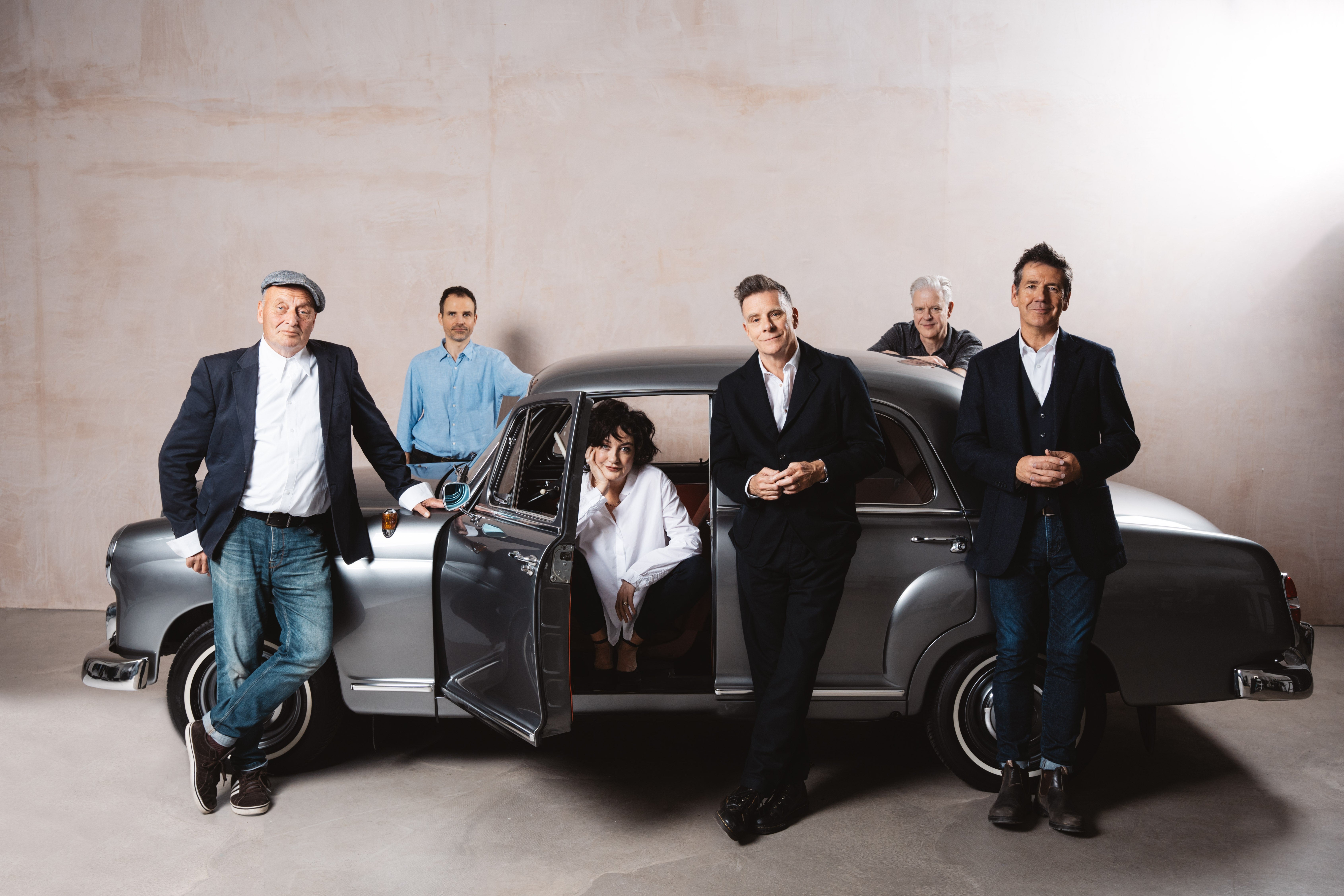 Deacon Blue- Official Ticket and Hotel Bundls at Live at Llangollen, Llangollen Pavilion – Llangollen, United Kingdom