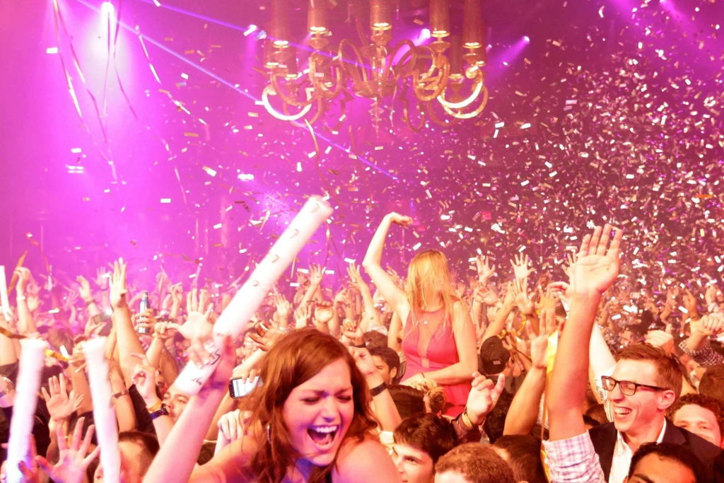 Las Vegas Nightclub Tour by Party Bus at – Paradise, NV