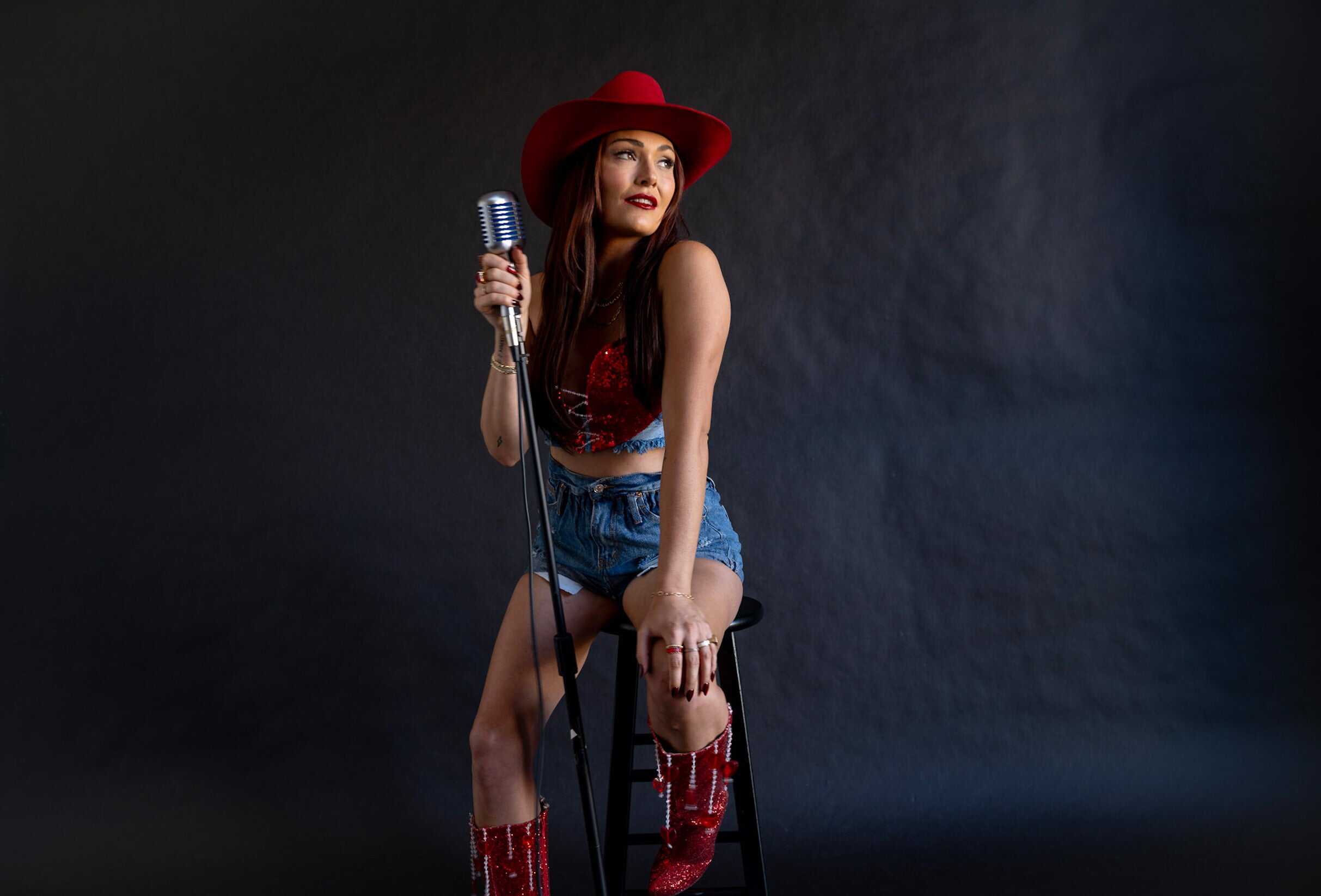 Kylie Morgan at 8 Seconds Saloon – Indianapolis, IN