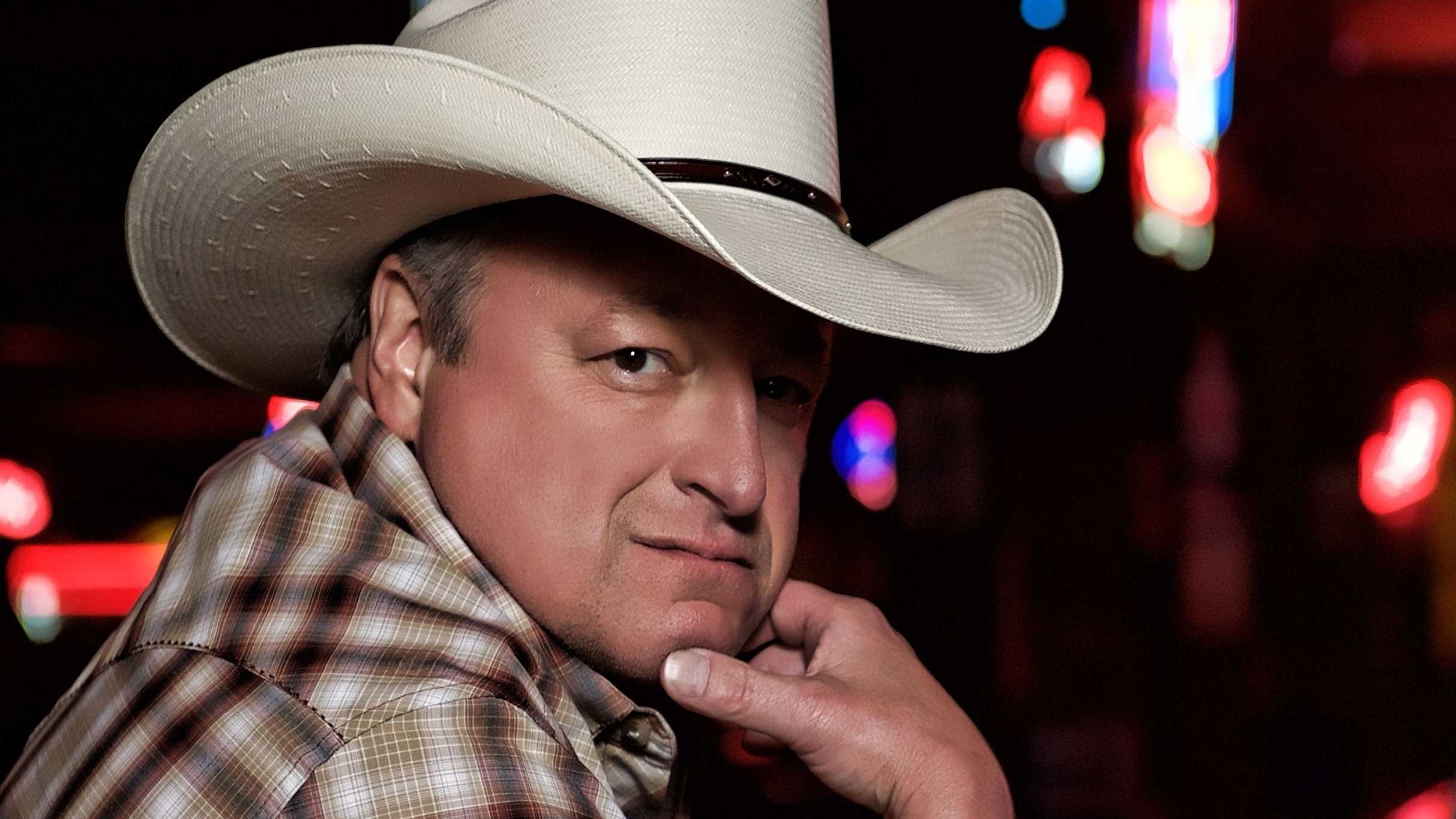 Mark Chesnutt at Robinson Grand Performing Arts Center – Clarksburg, WV