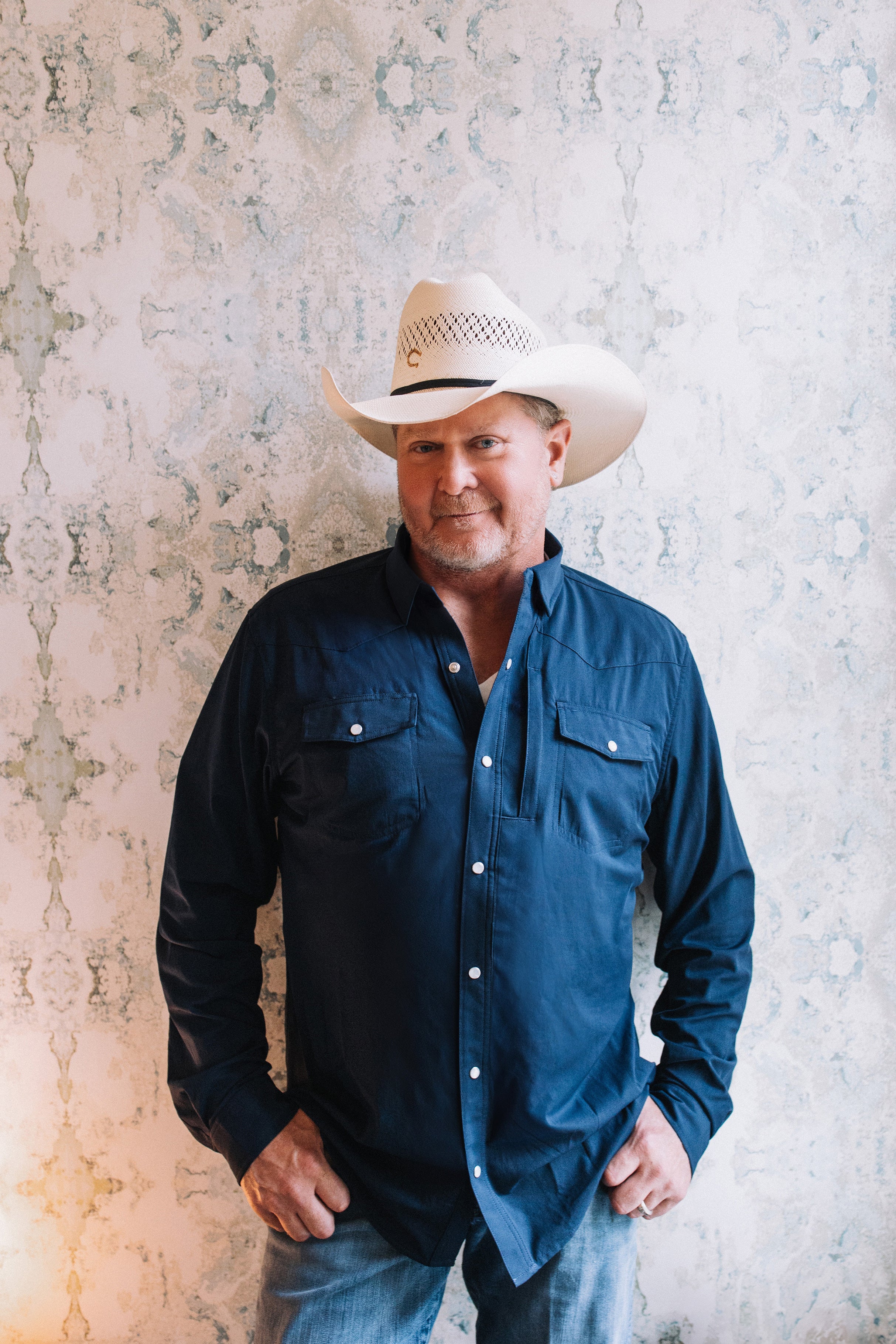 Tracy Lawrence at The Plaza Theatre – El Paso – El Paso, TX