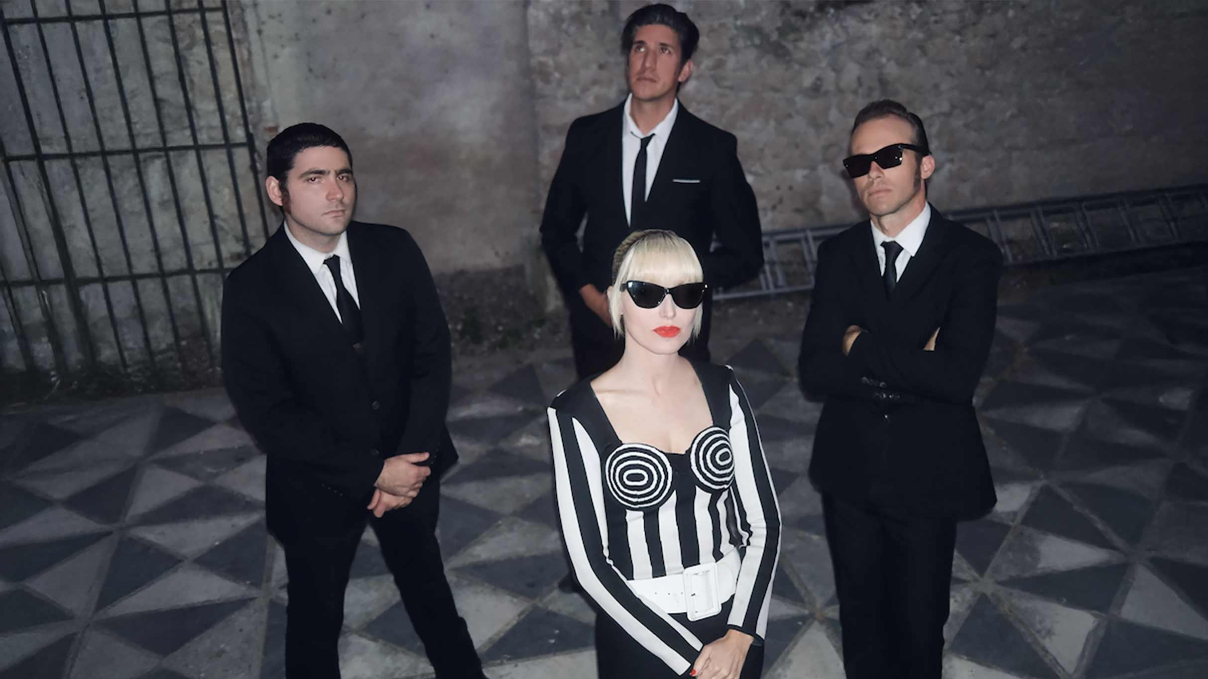 Kate Clover at Moroccan Lounge – Los Angeles, CA