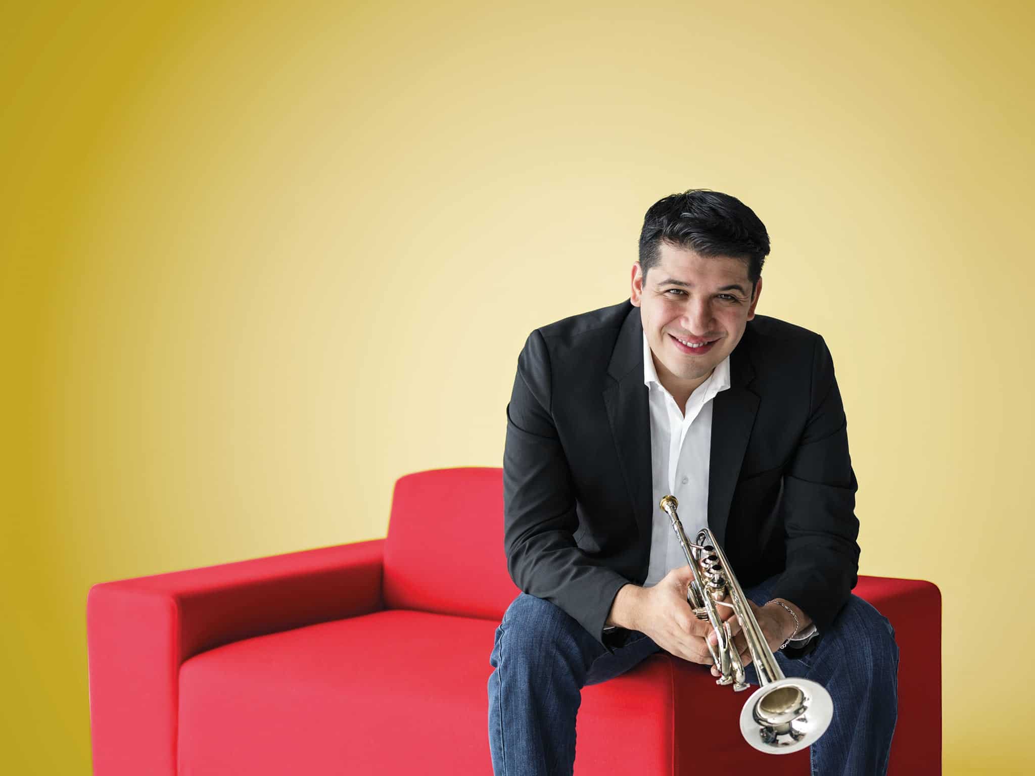 Flores Performs Márquez at Atlanta Symphony Hall – Atlanta, GA
