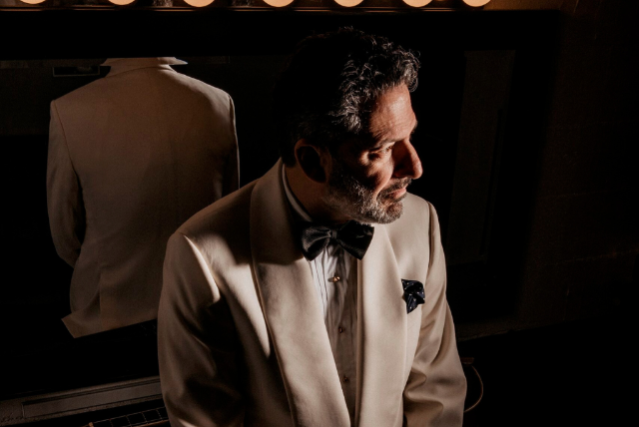 John Pizzarelli Trio at Mary Seaton Room At Kleinhans Music Hall – Buffalo, NY