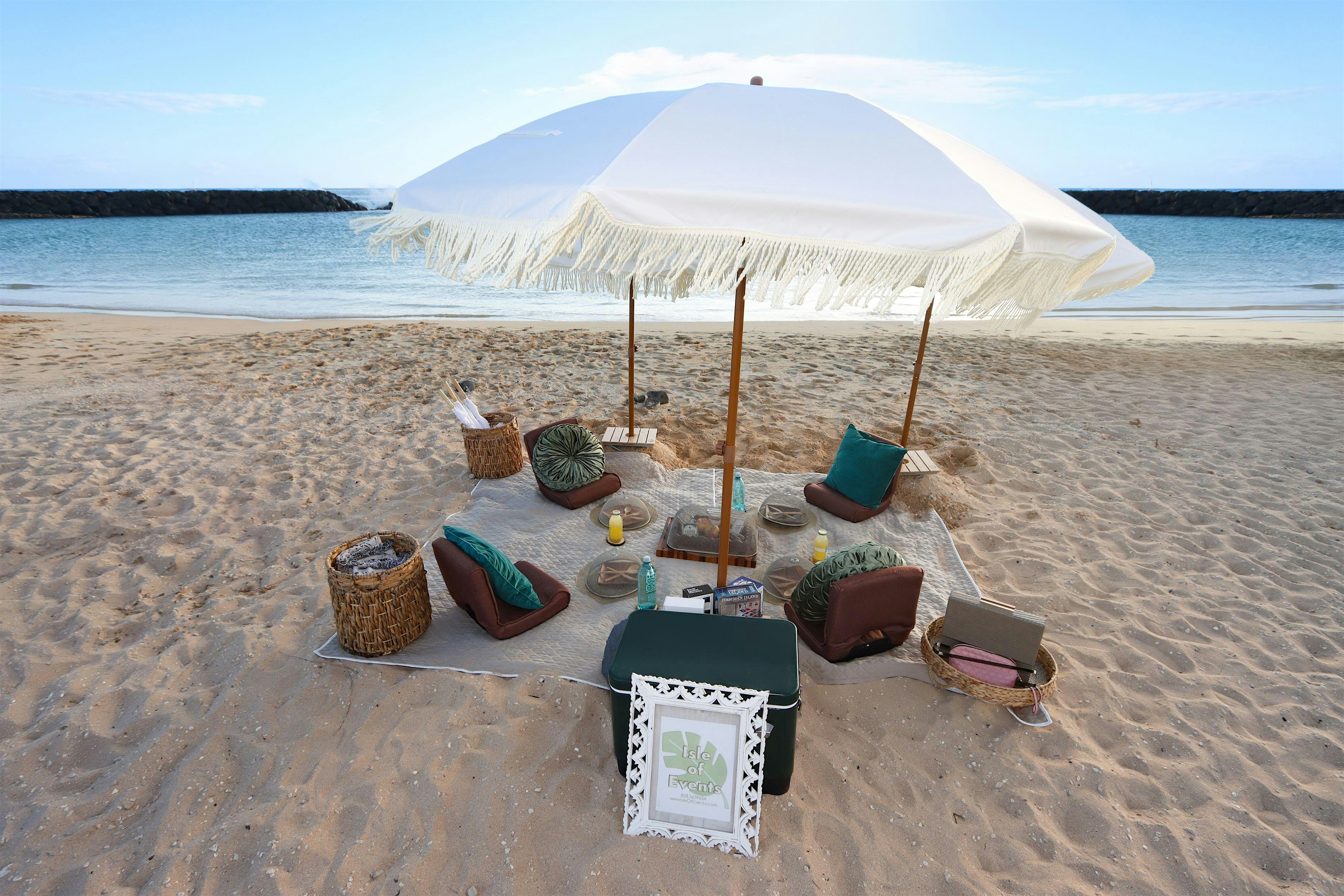 Pīniki – Beach Picnic at Beach Park in Honolulu (please email for location) – Honolulu, HI