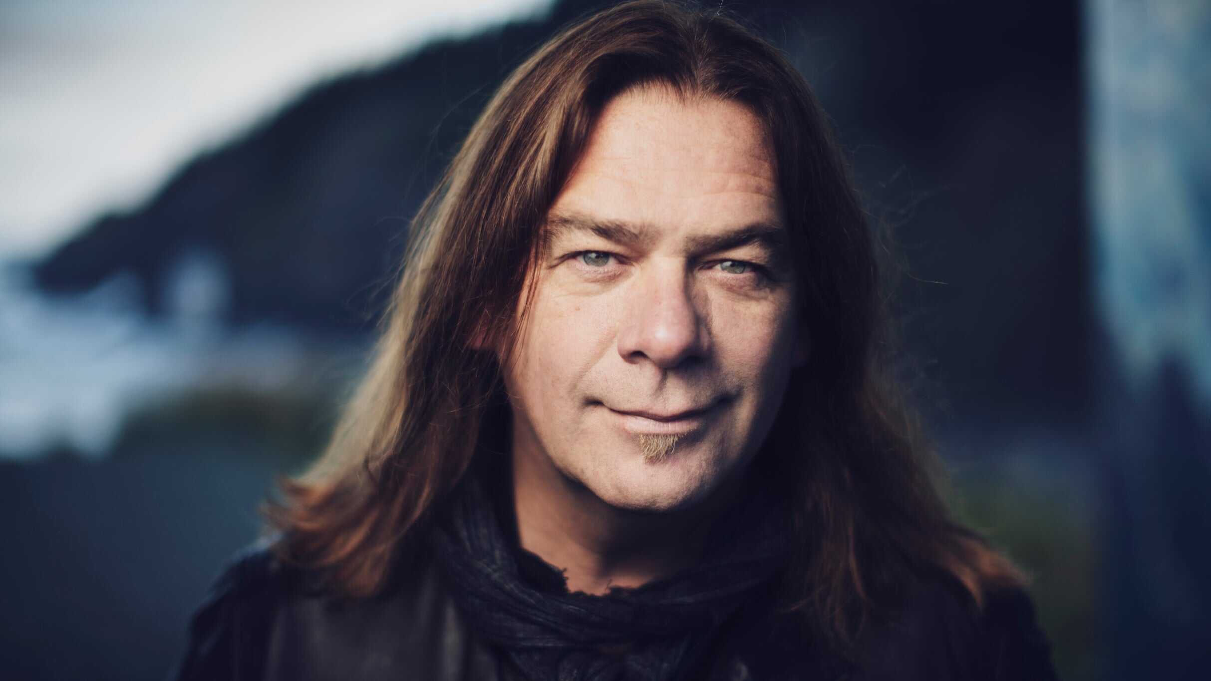 Alan Doyle at Royal Oak Music Theatre – Royal Oak, MI